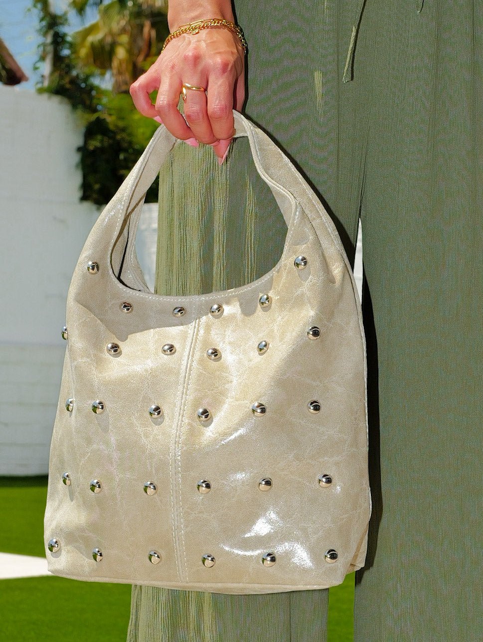 Bolso hombro tachas beige - Image 4