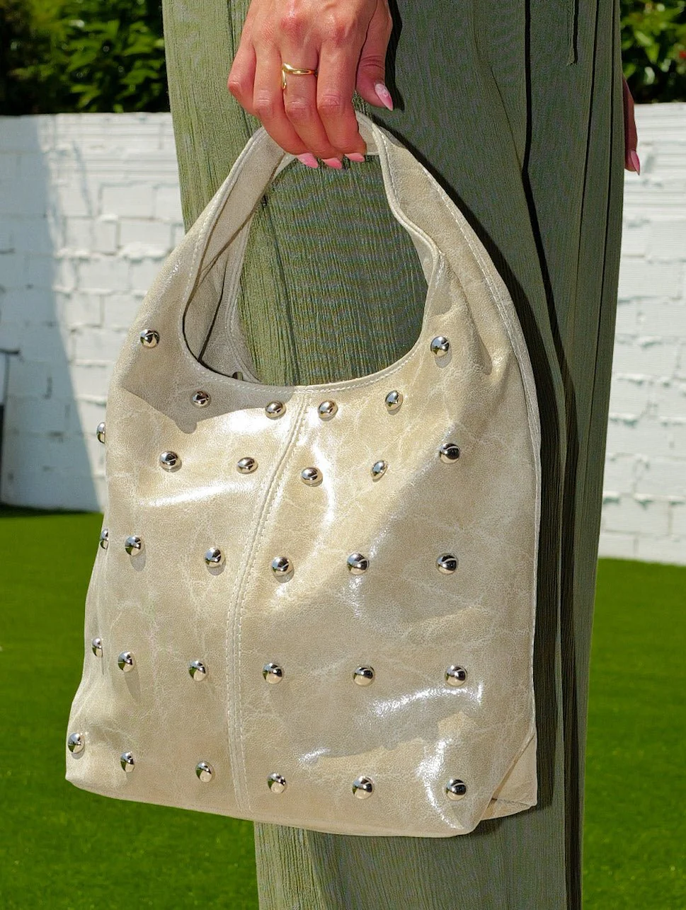 Bolso hombro tachas beige - Image 5