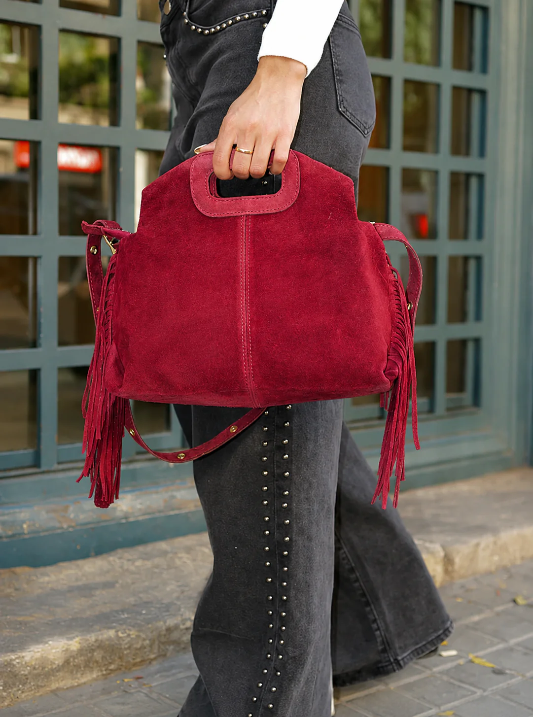 Bolso liso piel flecos burdeos