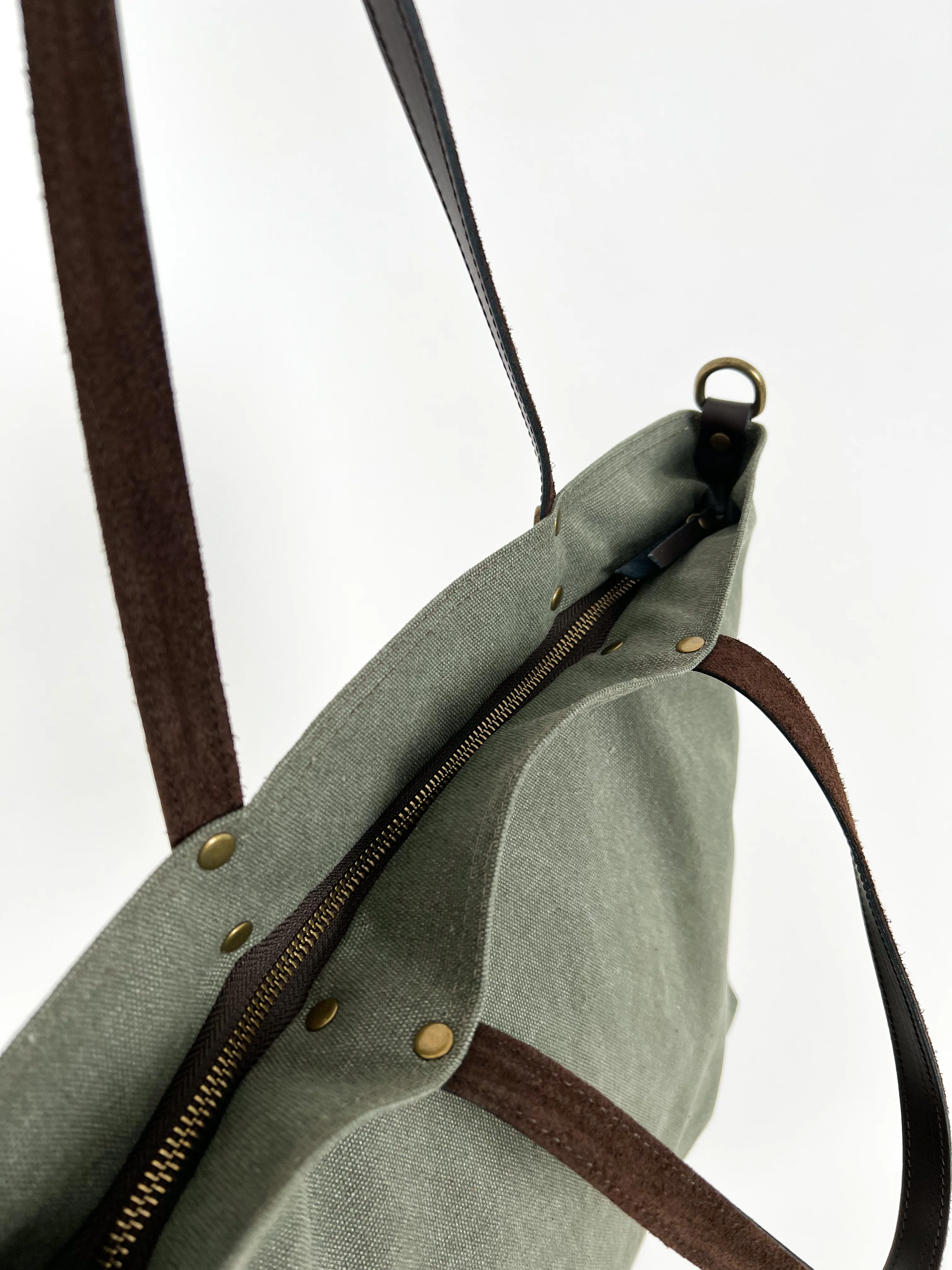 Bolso maxi nylon caqui - Image 4