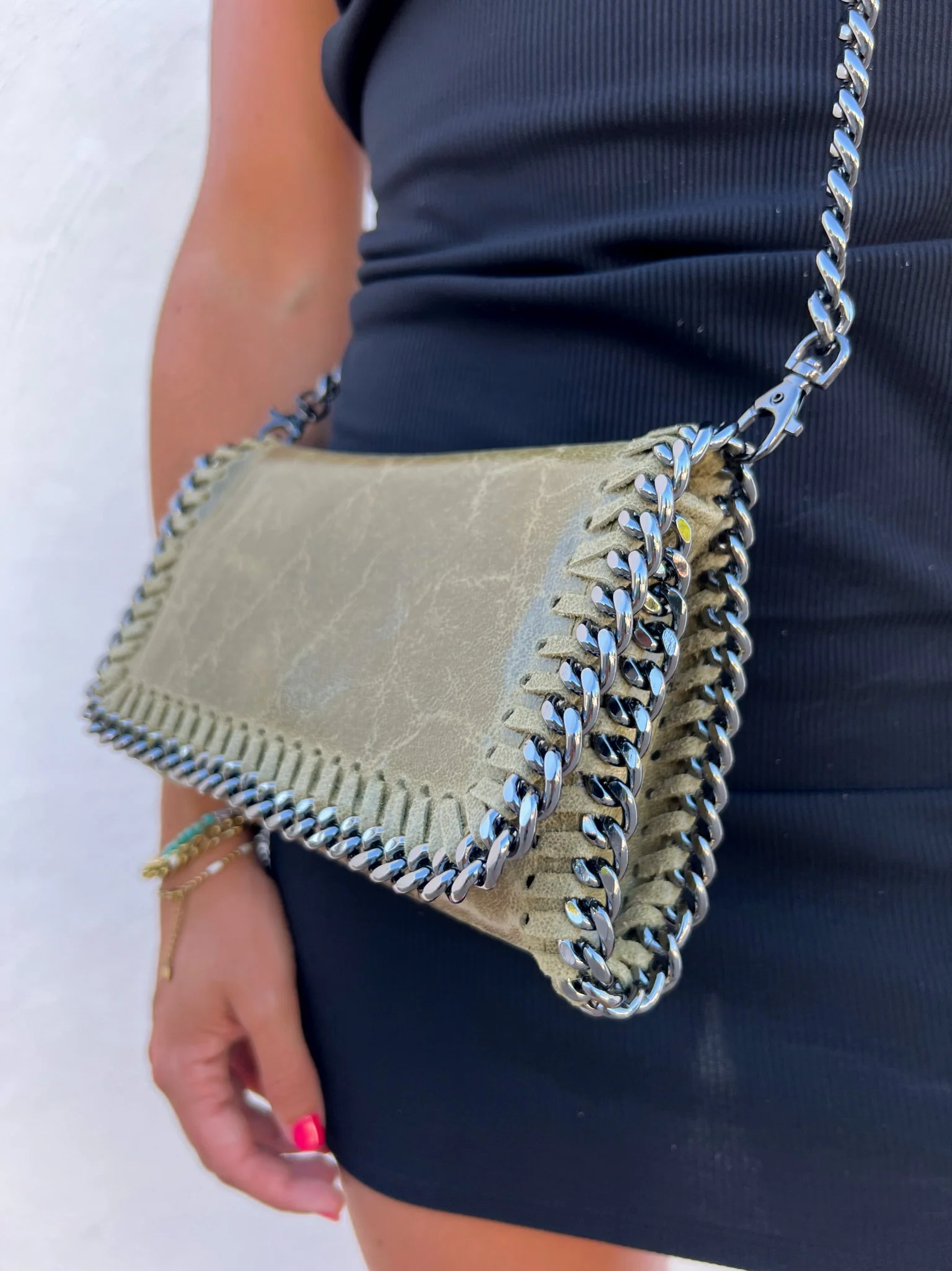 Bolso midi piel caqui - Image 3
