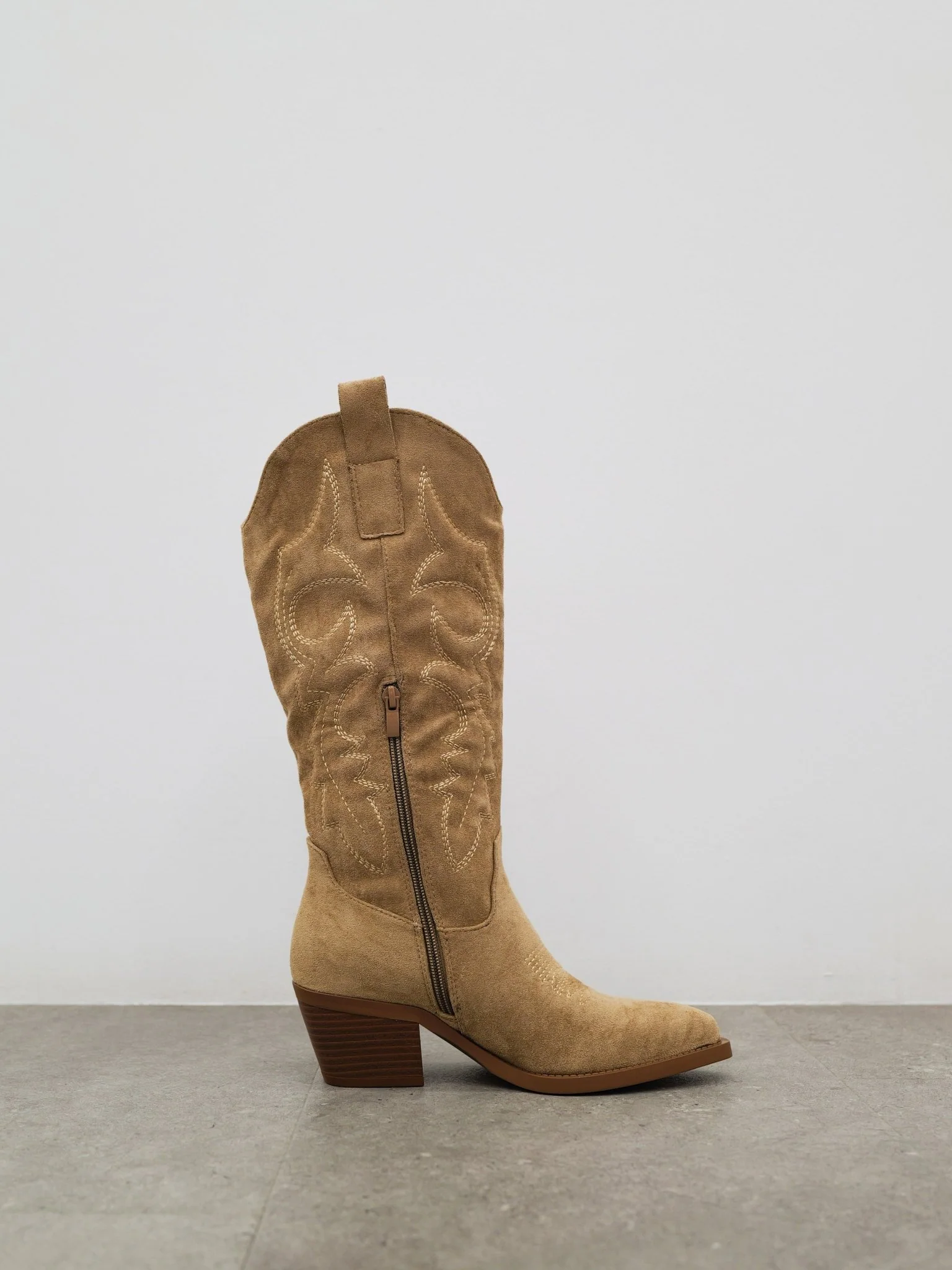 Bota punta cowboy beige - Image 5