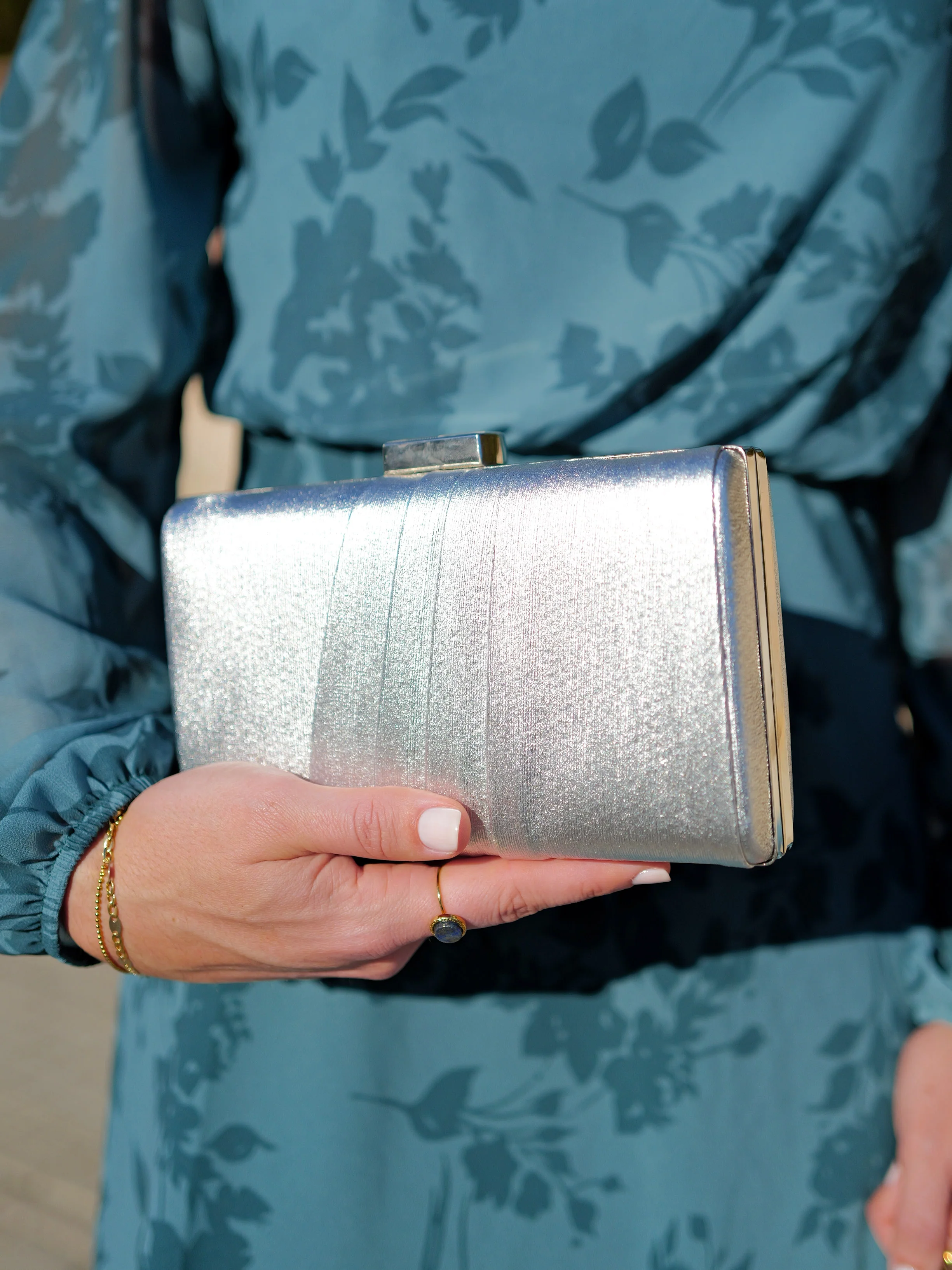 Clutch bandas plateado - Image 3