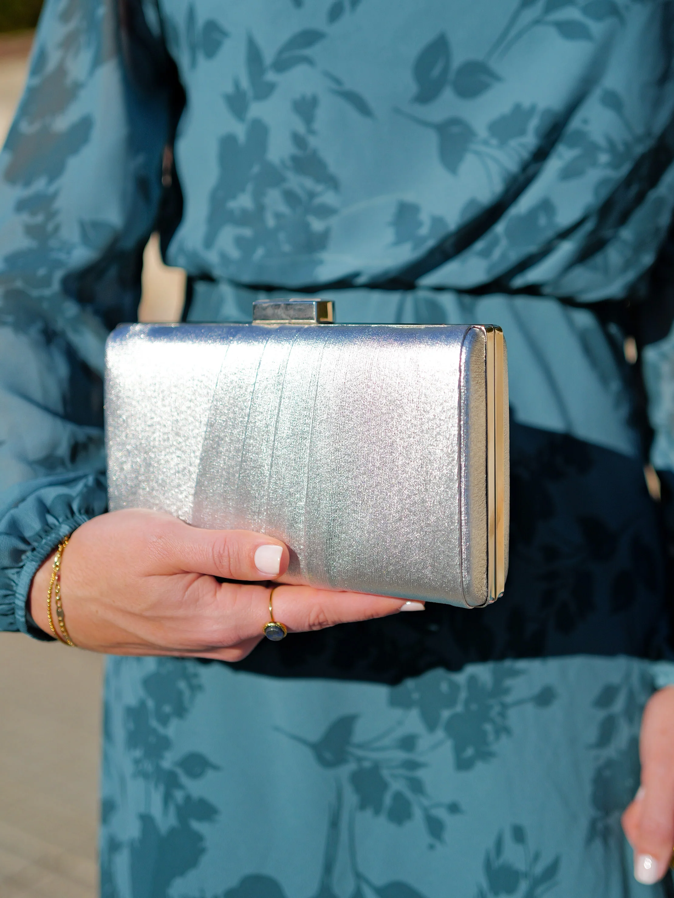 Clutch bandas plateado - Image 5