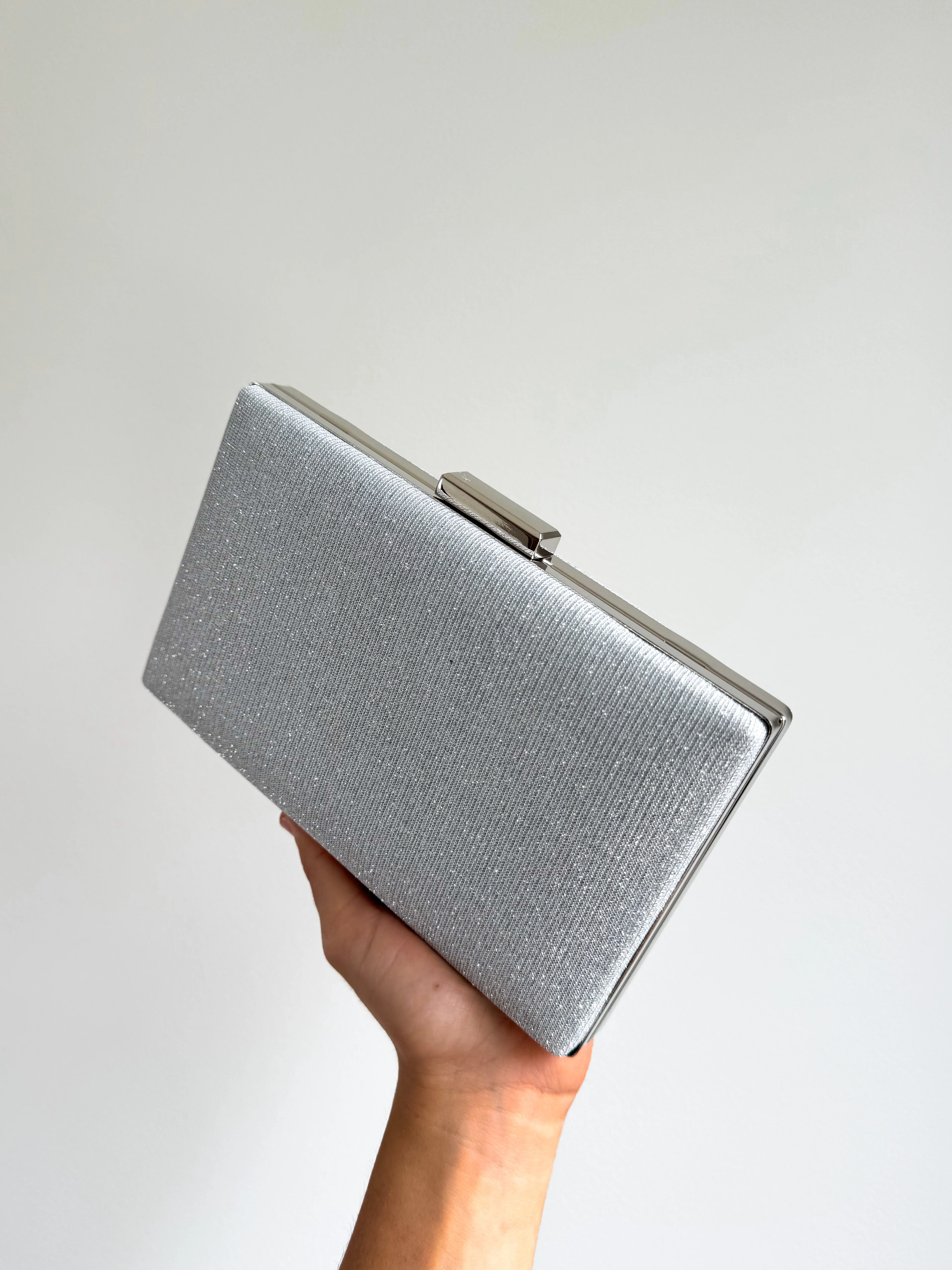 Clutch brillitos rectángulo plata - Image 5