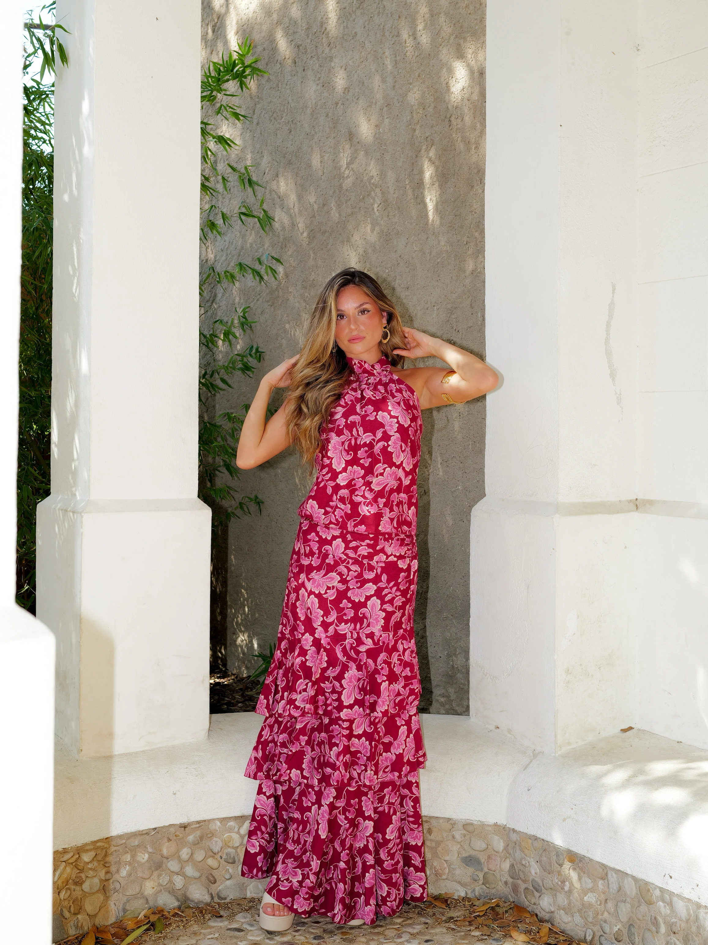Conjunto halter estampado volantes burdeos - Image 2