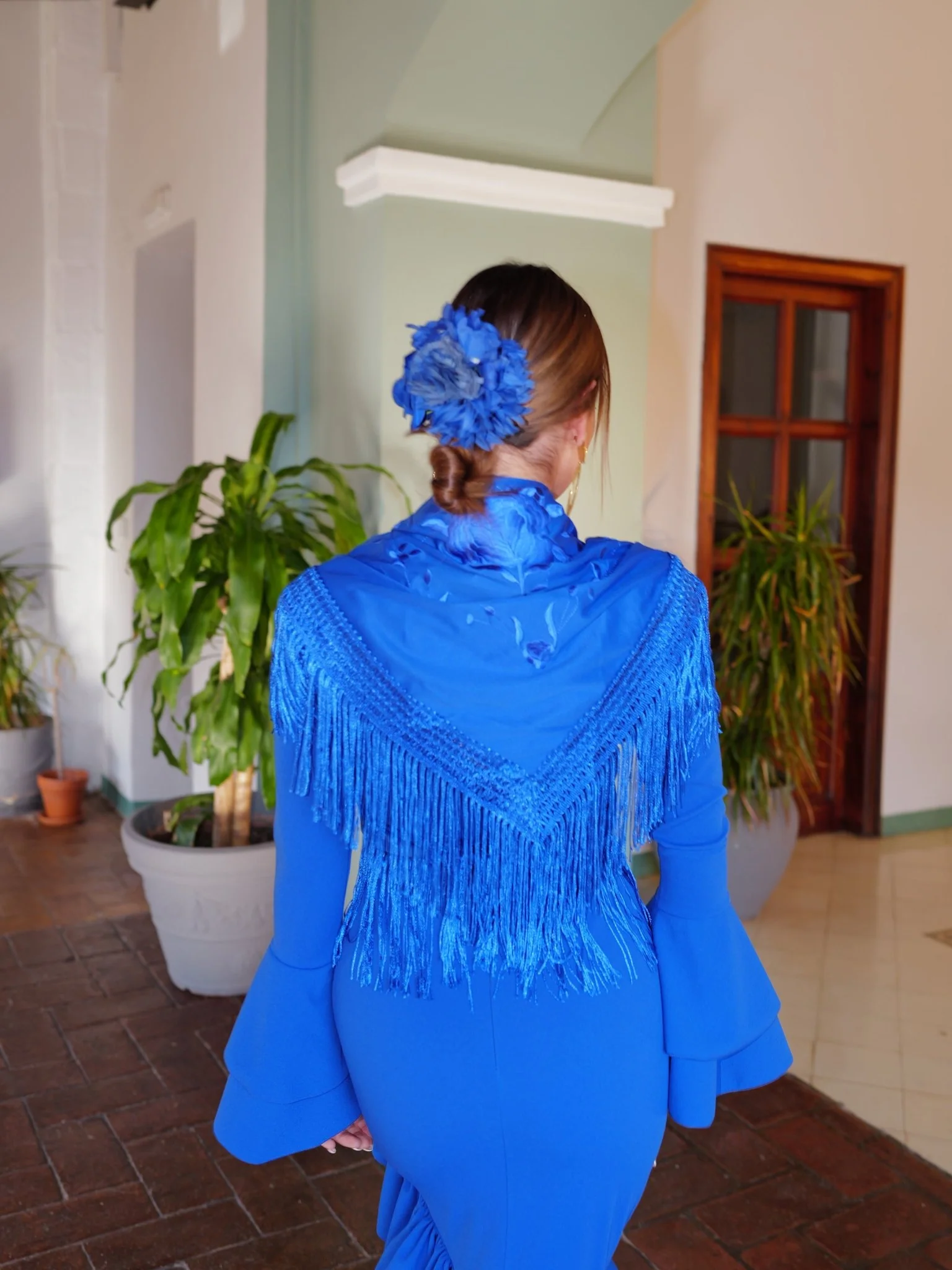 Mantón flamenca bordado flores klein - Image 4