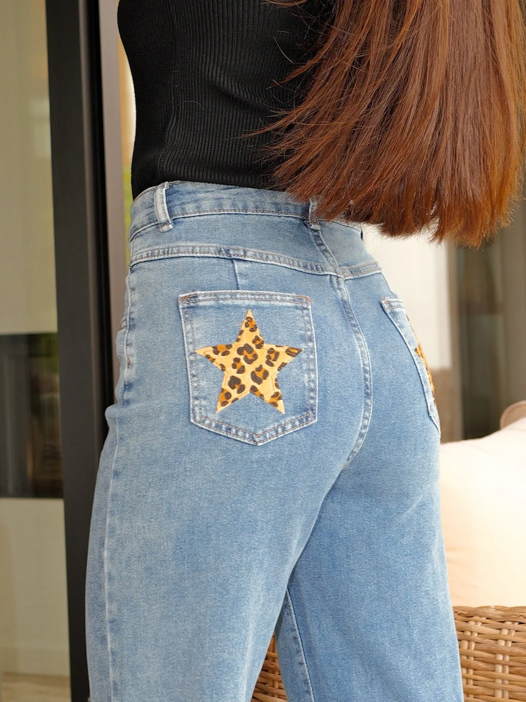 Pantalón tejano estrellas animal print - Image 4