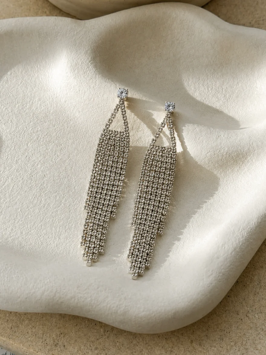 Pendientes cascada brillantes plateados