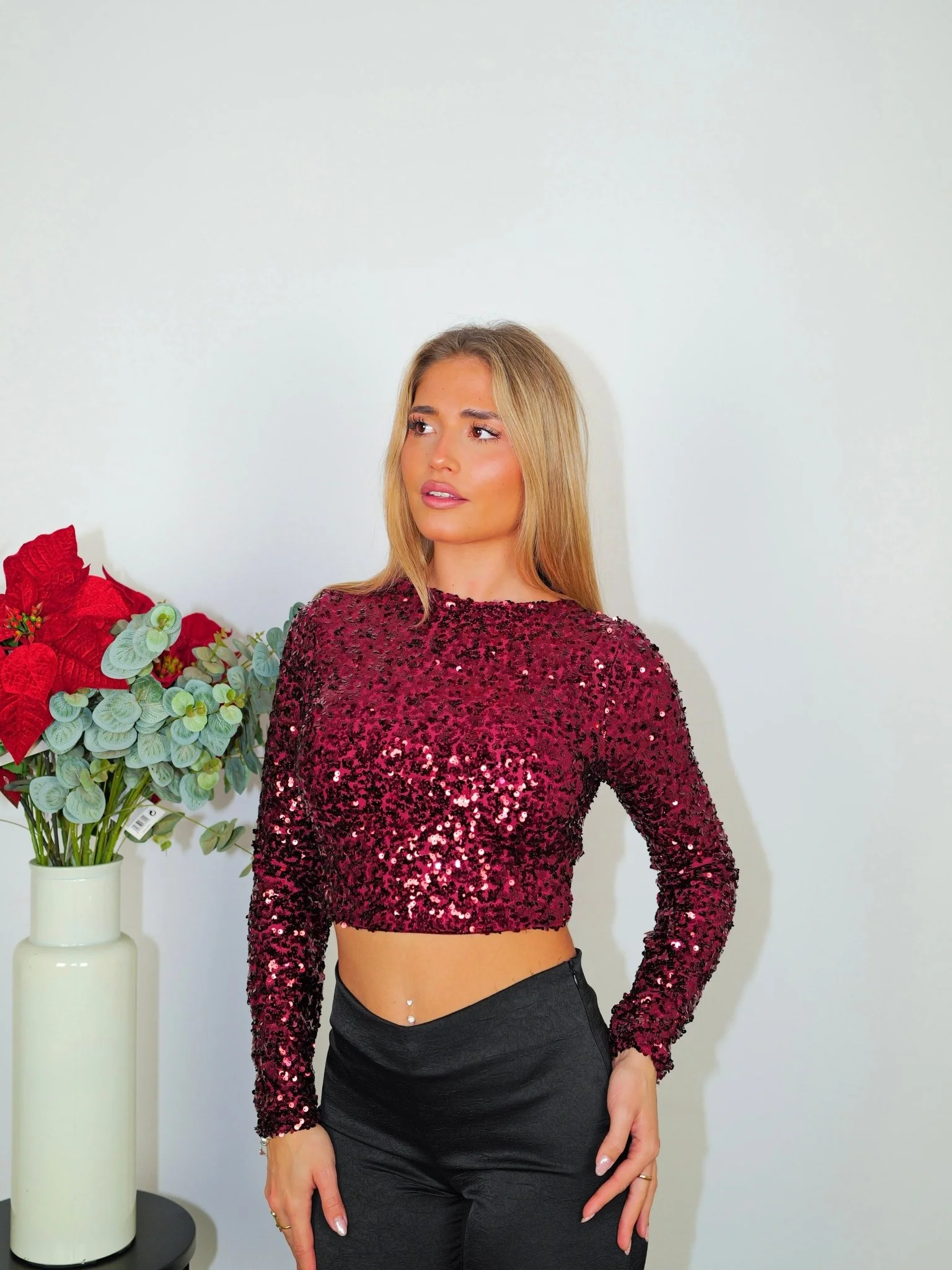 Top glitter espalda lazo burdeos - Image 3