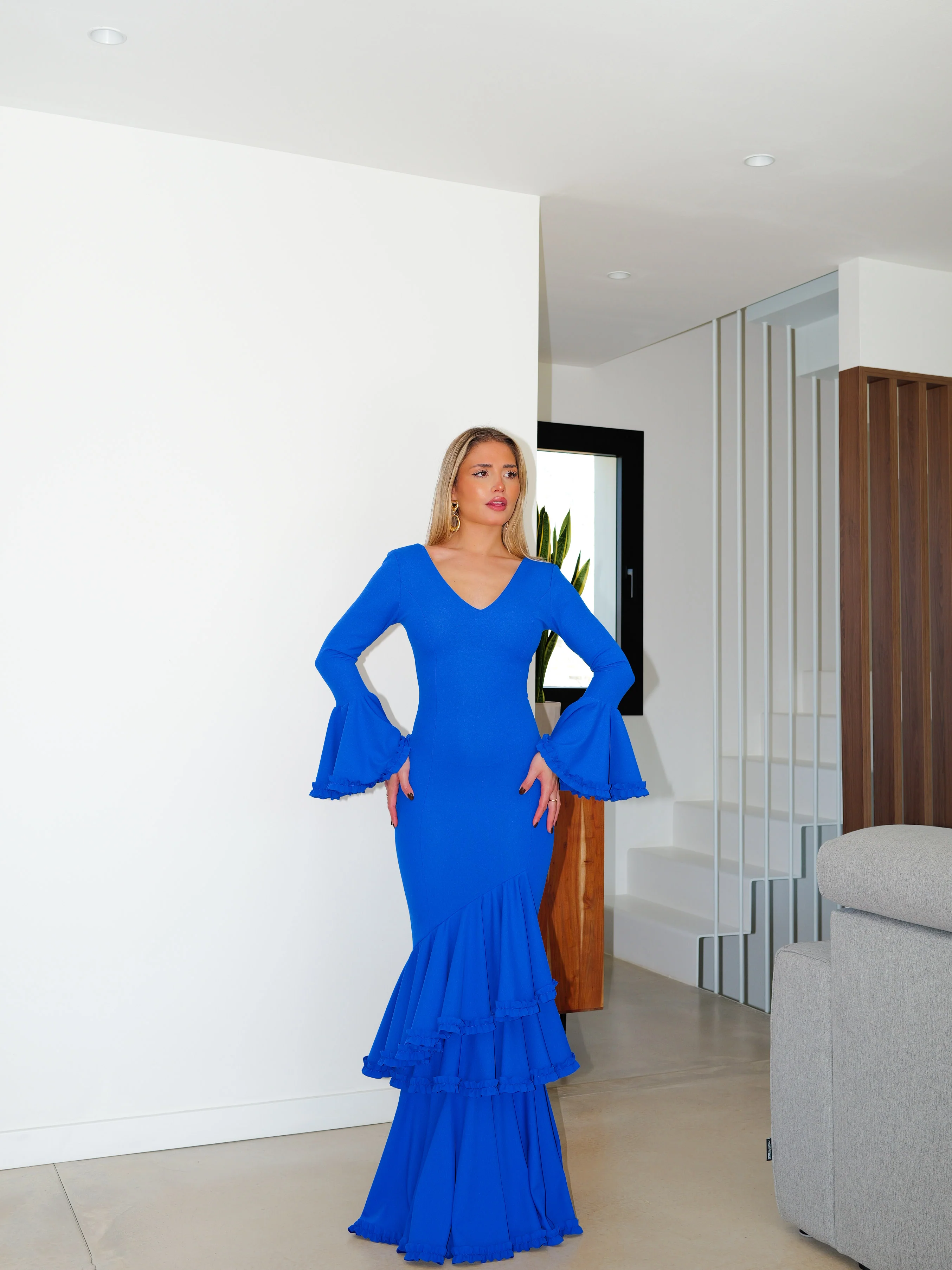 Traje flamenca asimétrico azul - Image 7