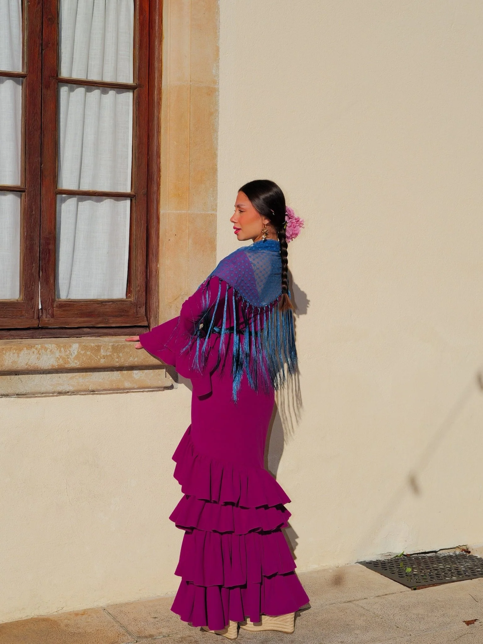 Traje flamenca asimetrico volantes cereza - Image 4