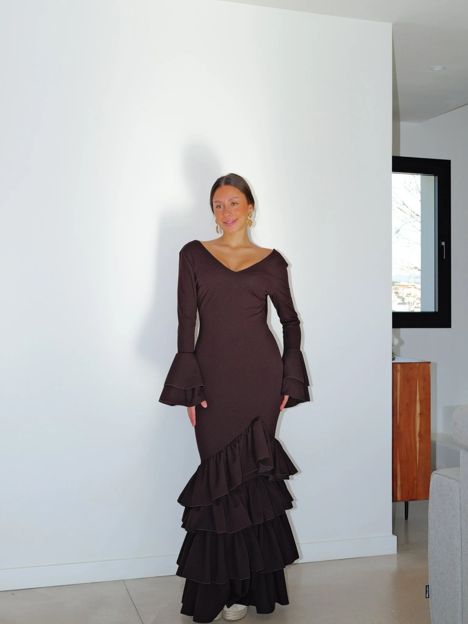 Traje flamenca asimetrico volantes marrón - Image 6