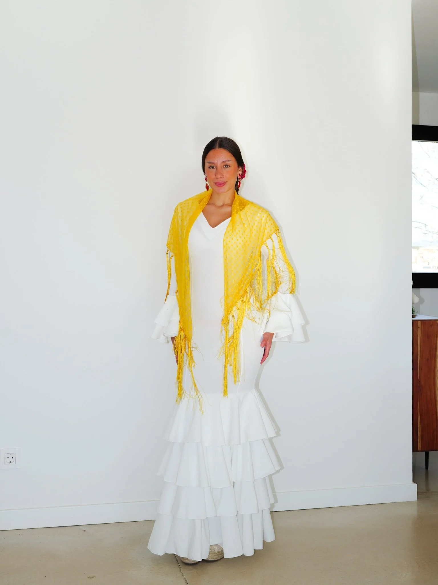 Traje flamenca volantes blanco - Image 2