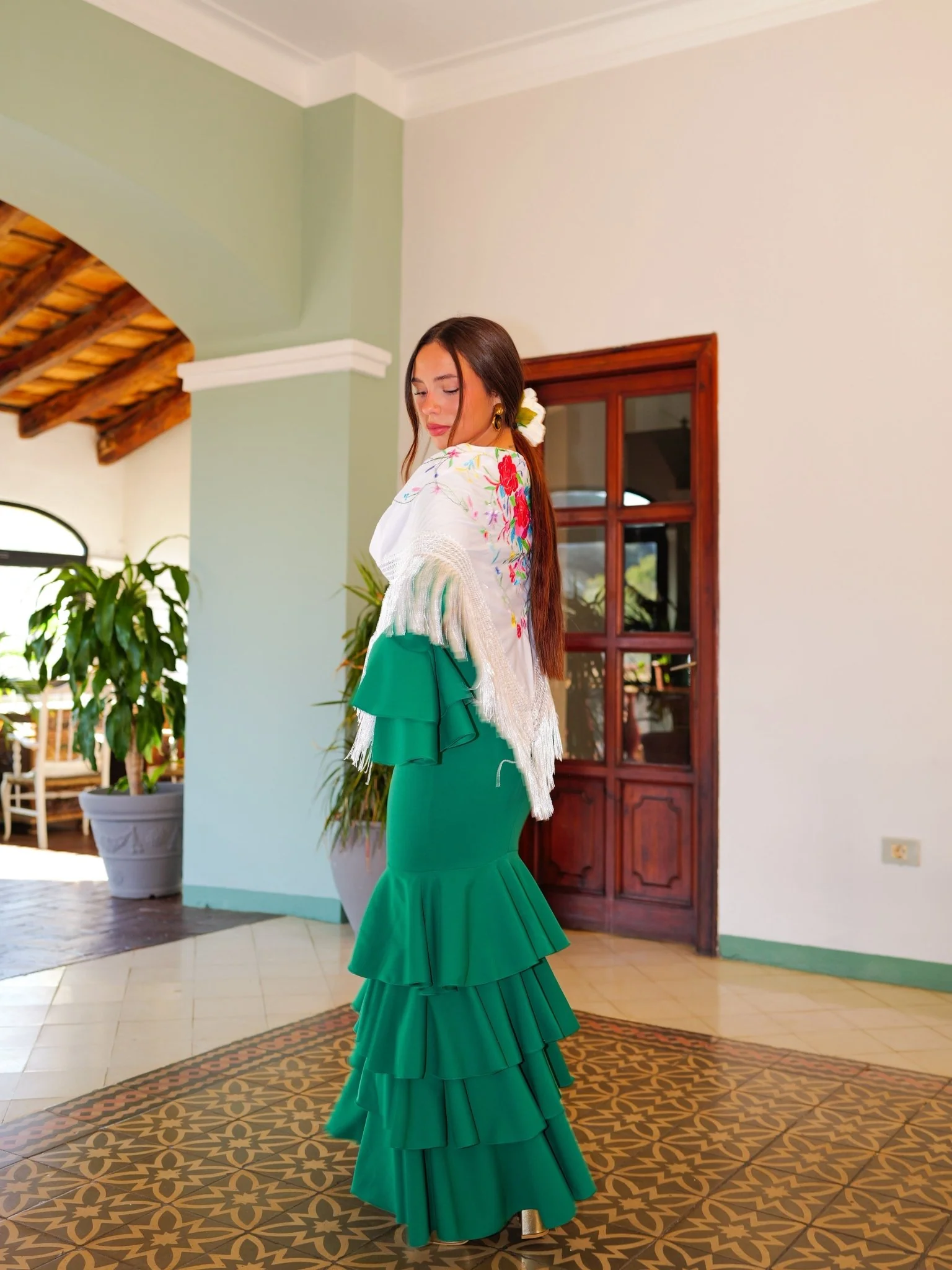 Traje flamenca volantes verde - Image 2