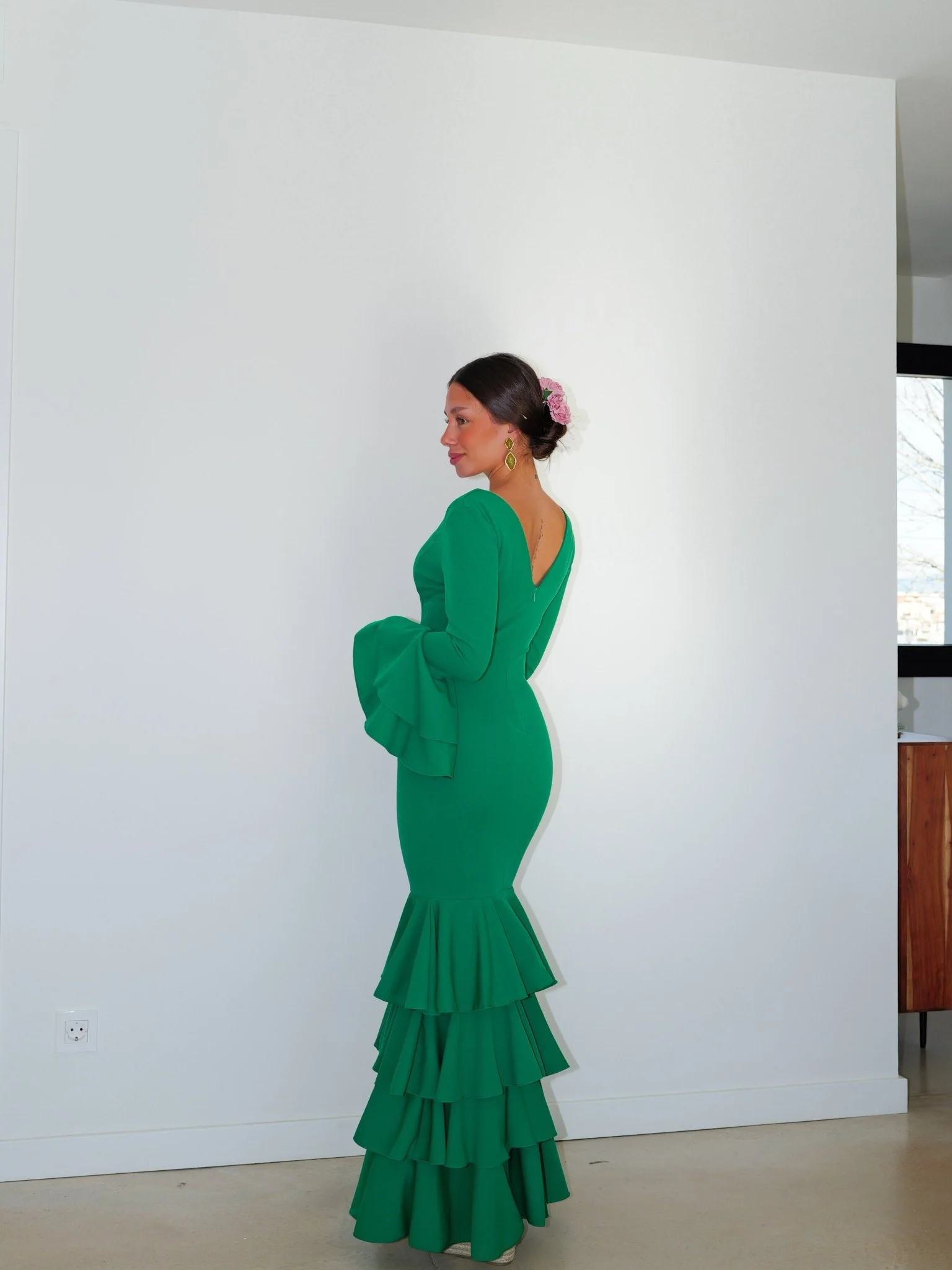 Traje flamenca volantes verde - Image 7