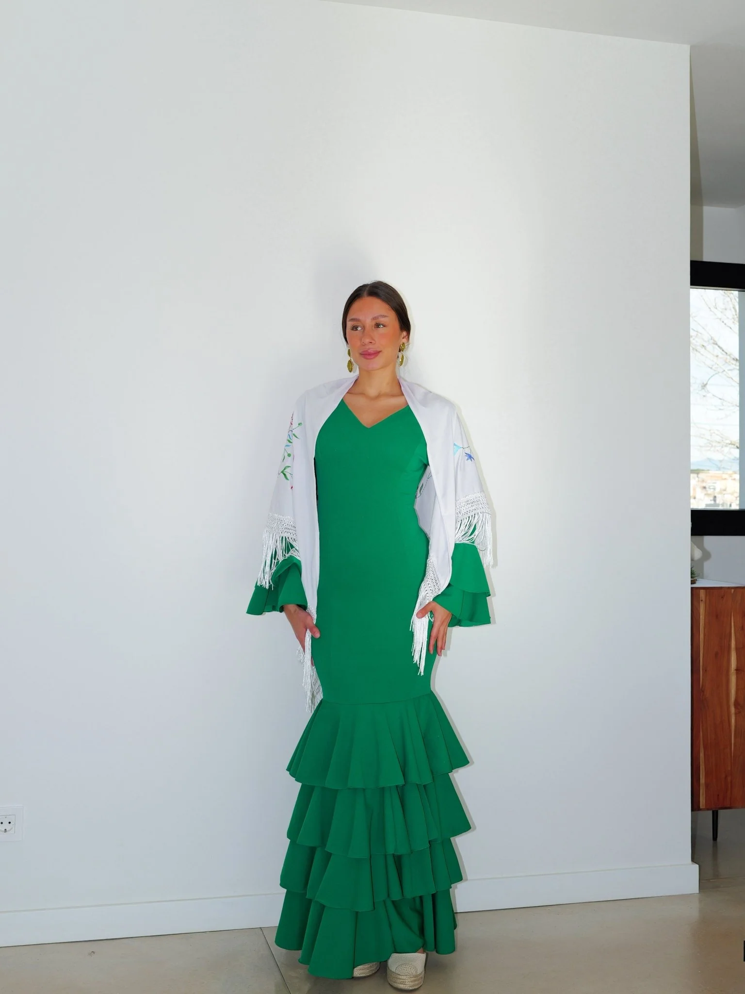 Traje flamenca volantes verde - Image 8