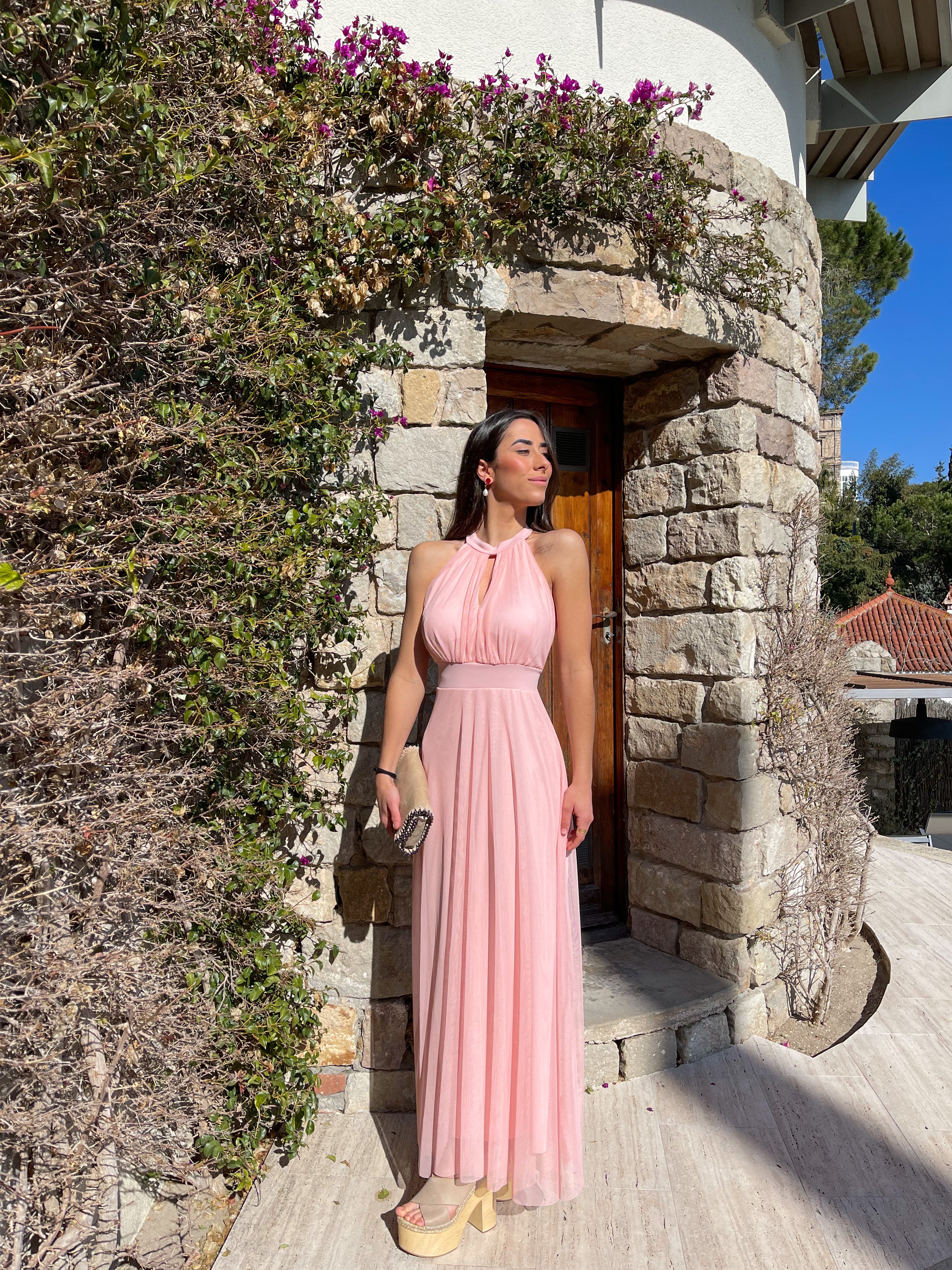 Vestido banda halter tulle rosa