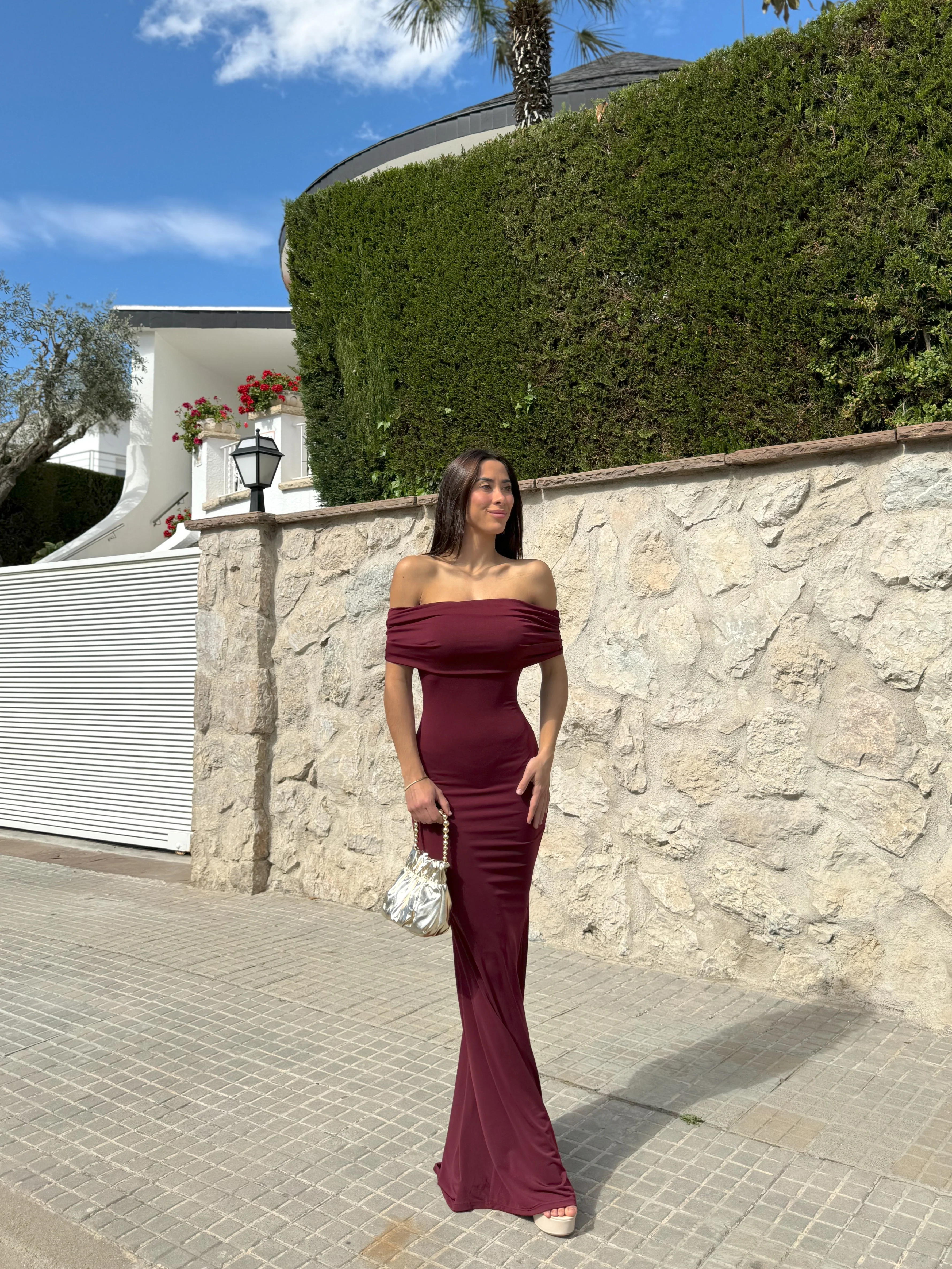 Vestido bardot espalda vino - Image 3