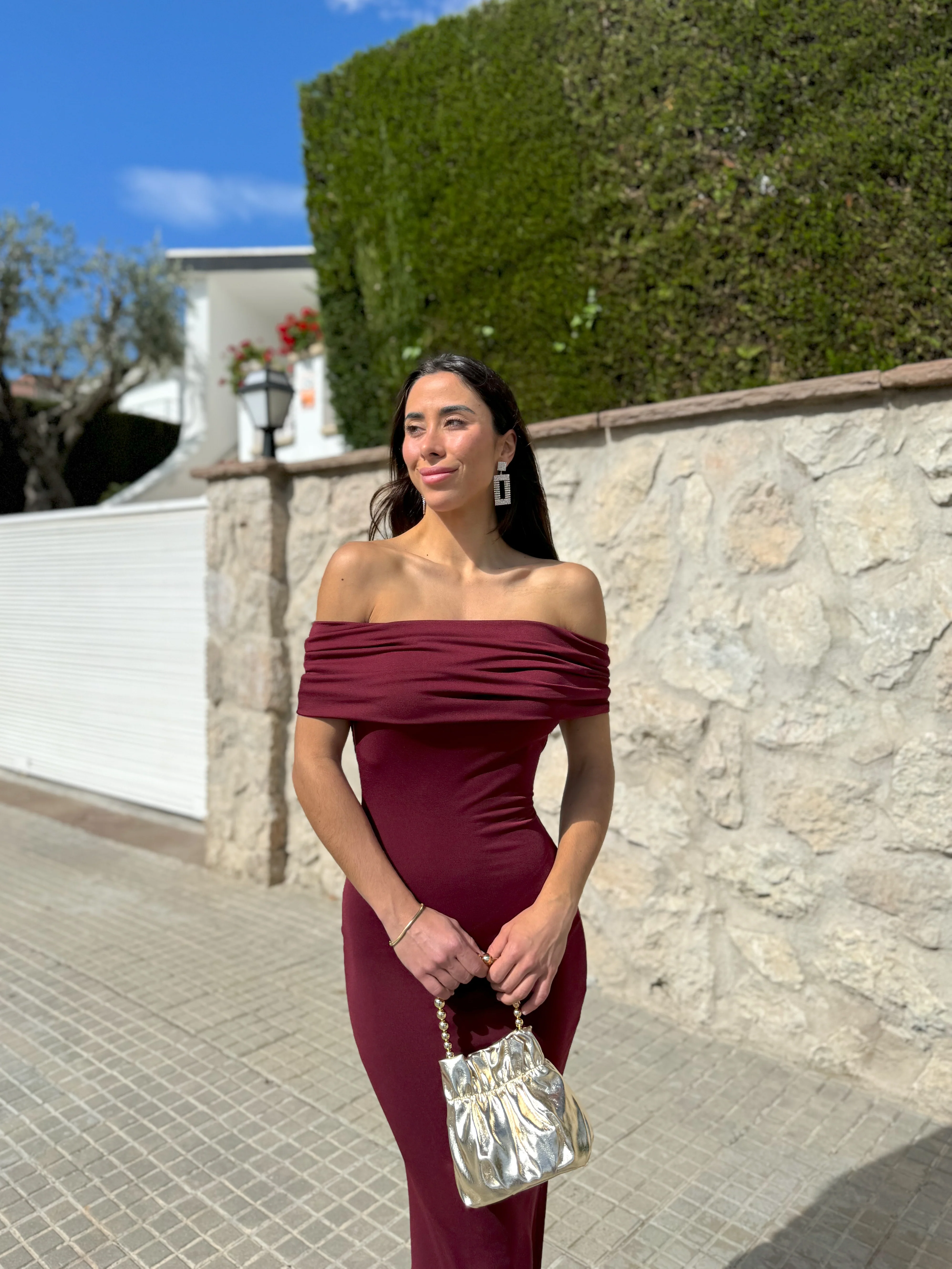 Vestido bardot espalda vino - Image 7