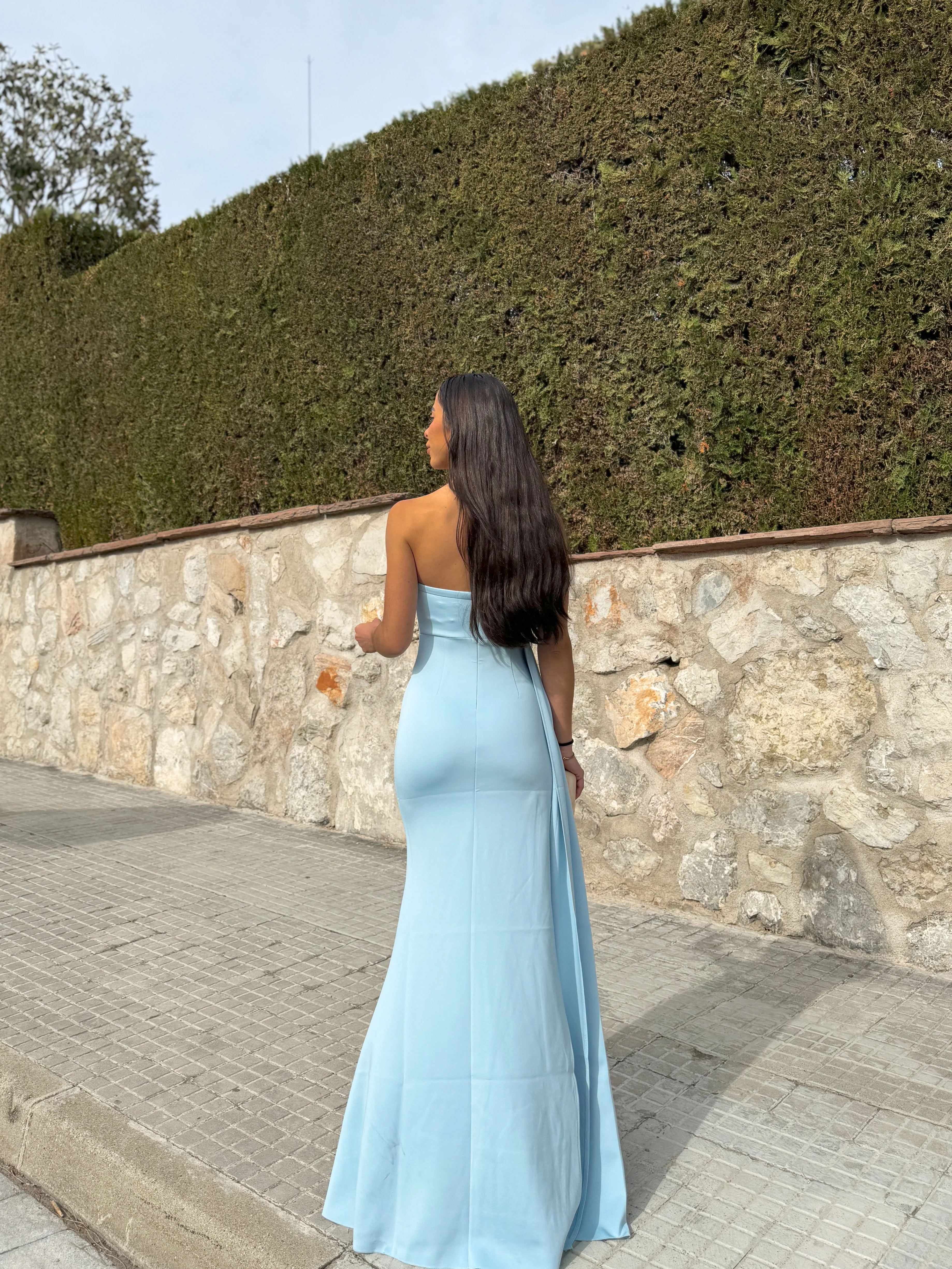 Vestido copas pedrería azul - Image 9