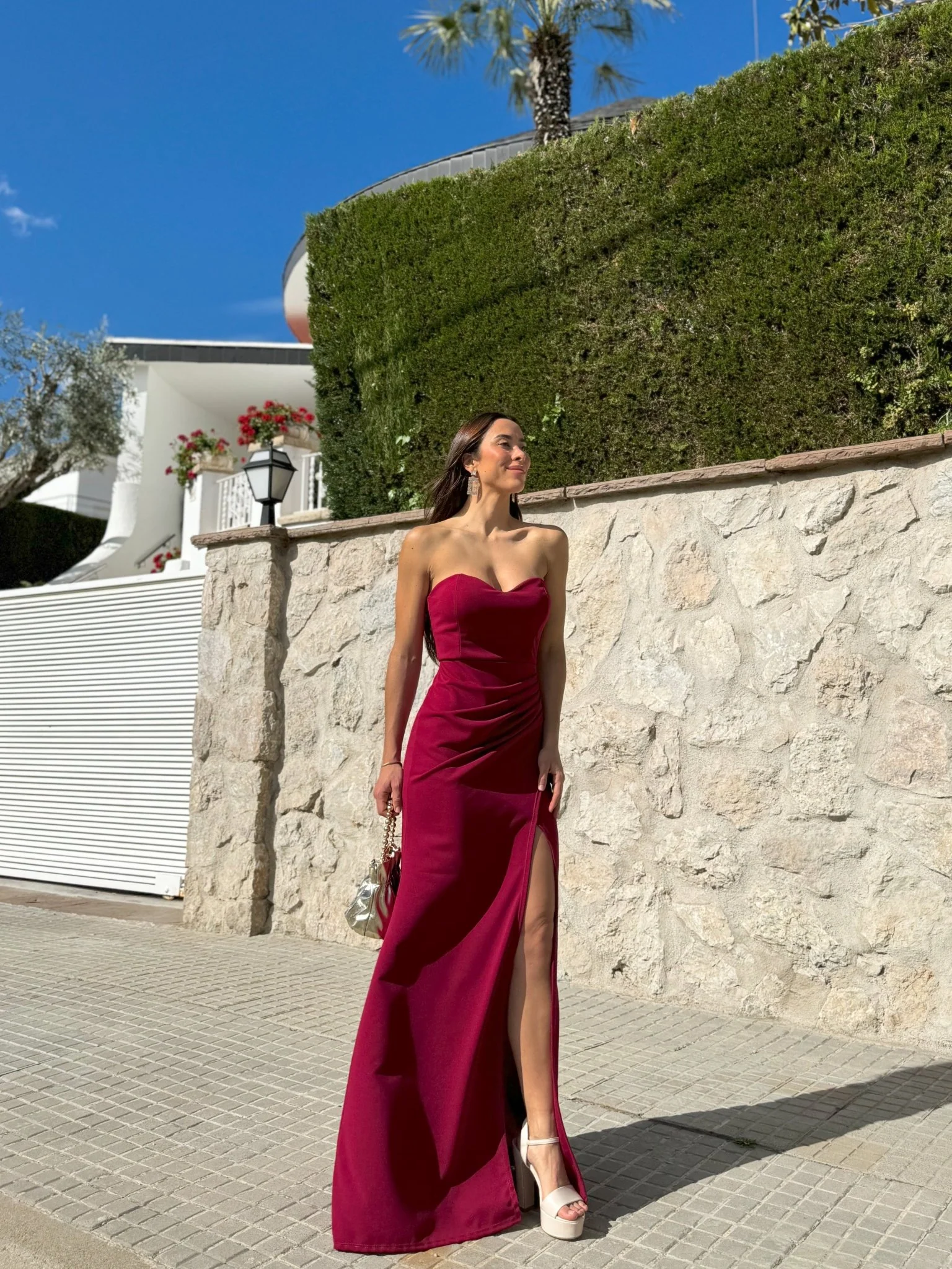 Vestido corazon ajustado burdeos - Image 5