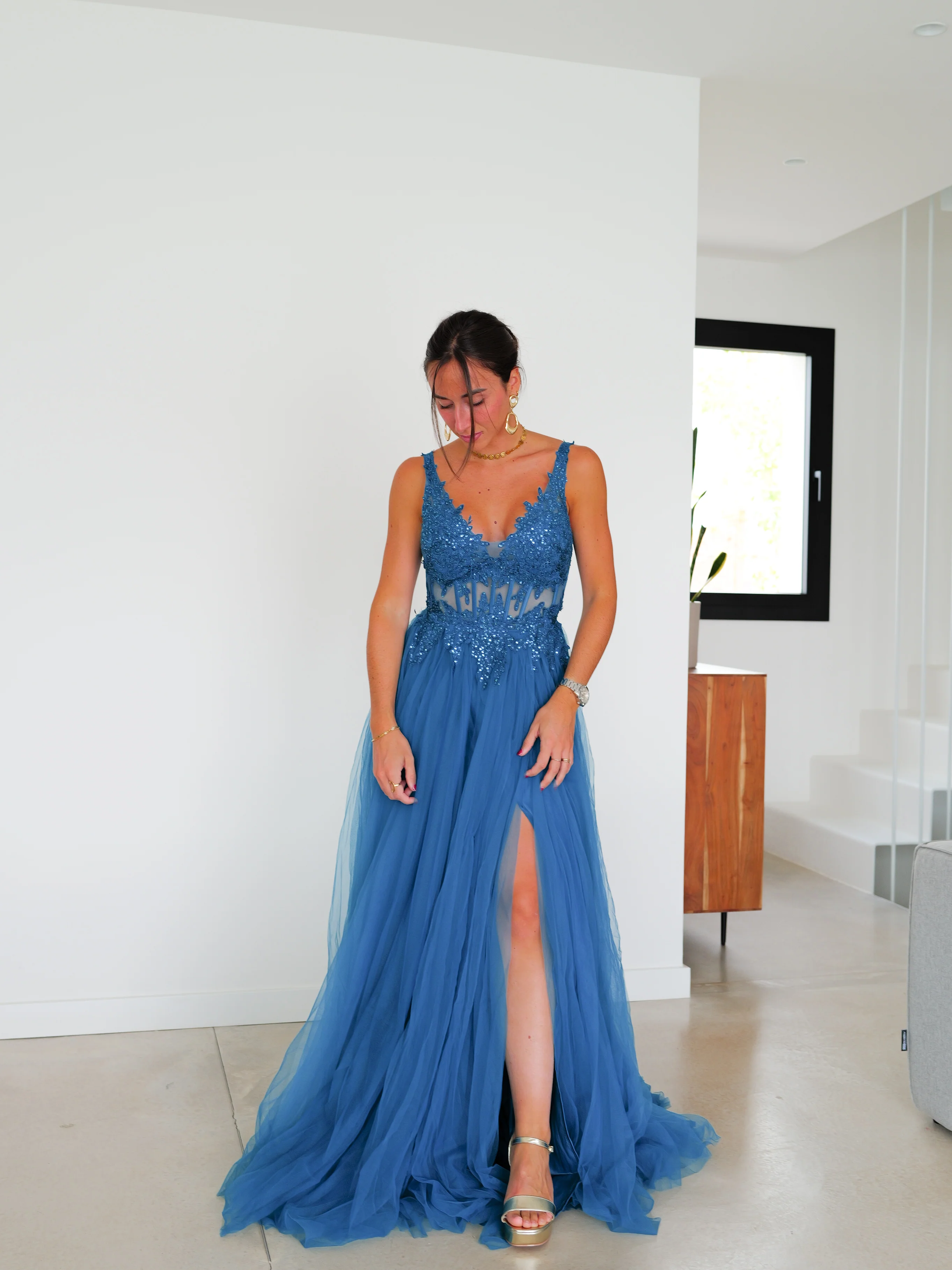 Vestido corsé pico tulle petroleo - Image 6