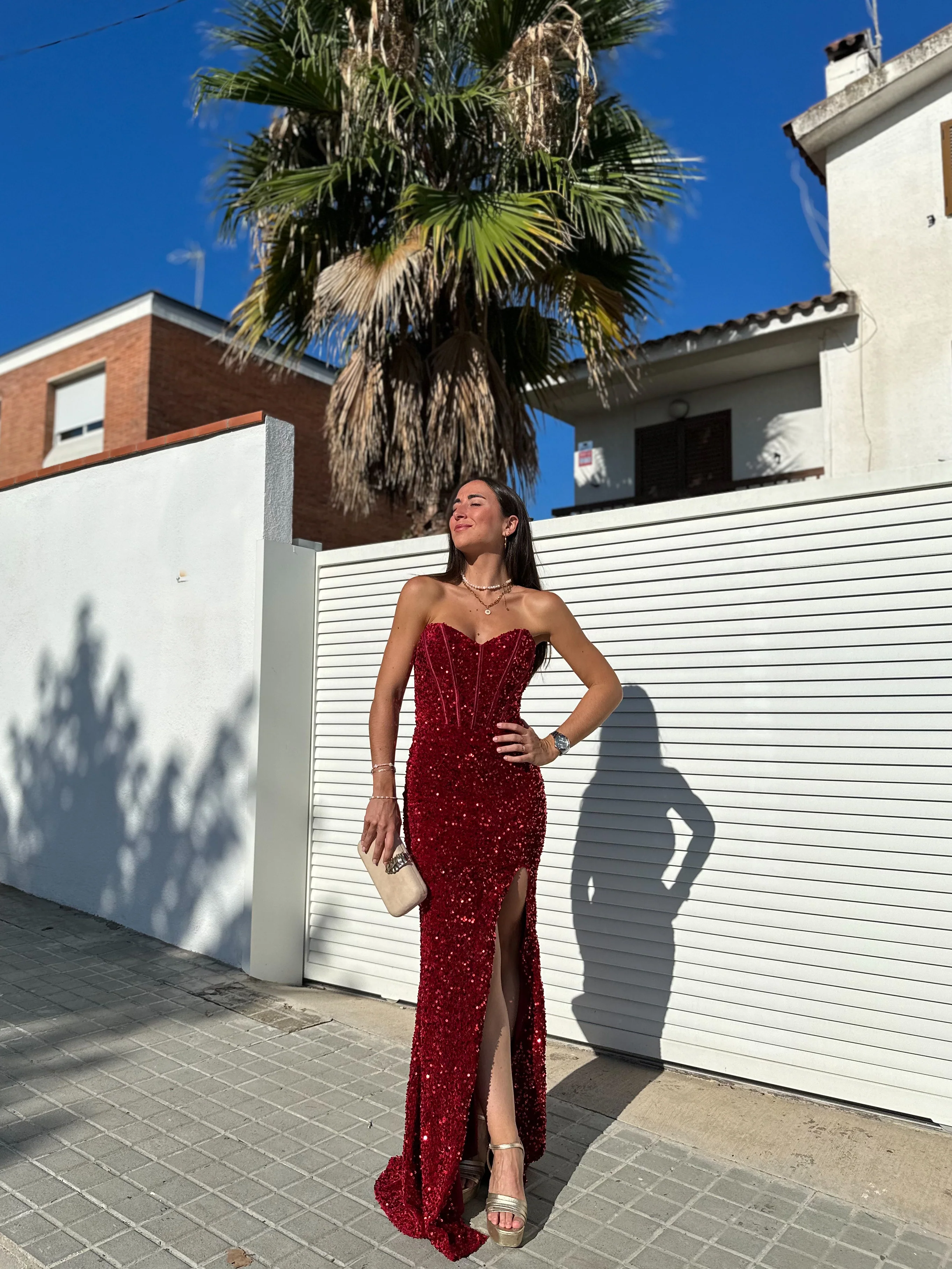 Vestido corse sirena glitter burdeos - Image 4
