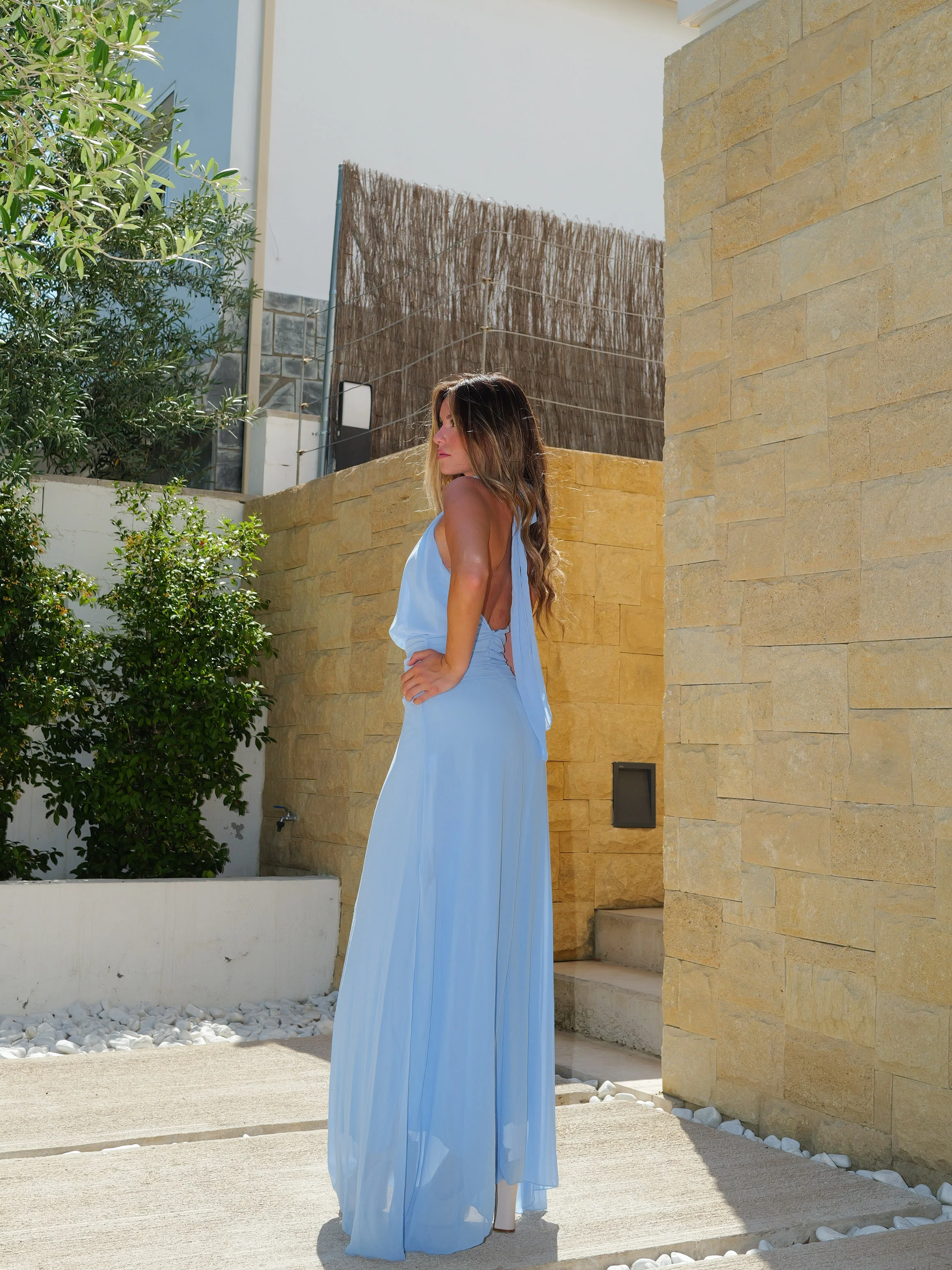 Vestido halter cintura drapeado celeste - Image 6