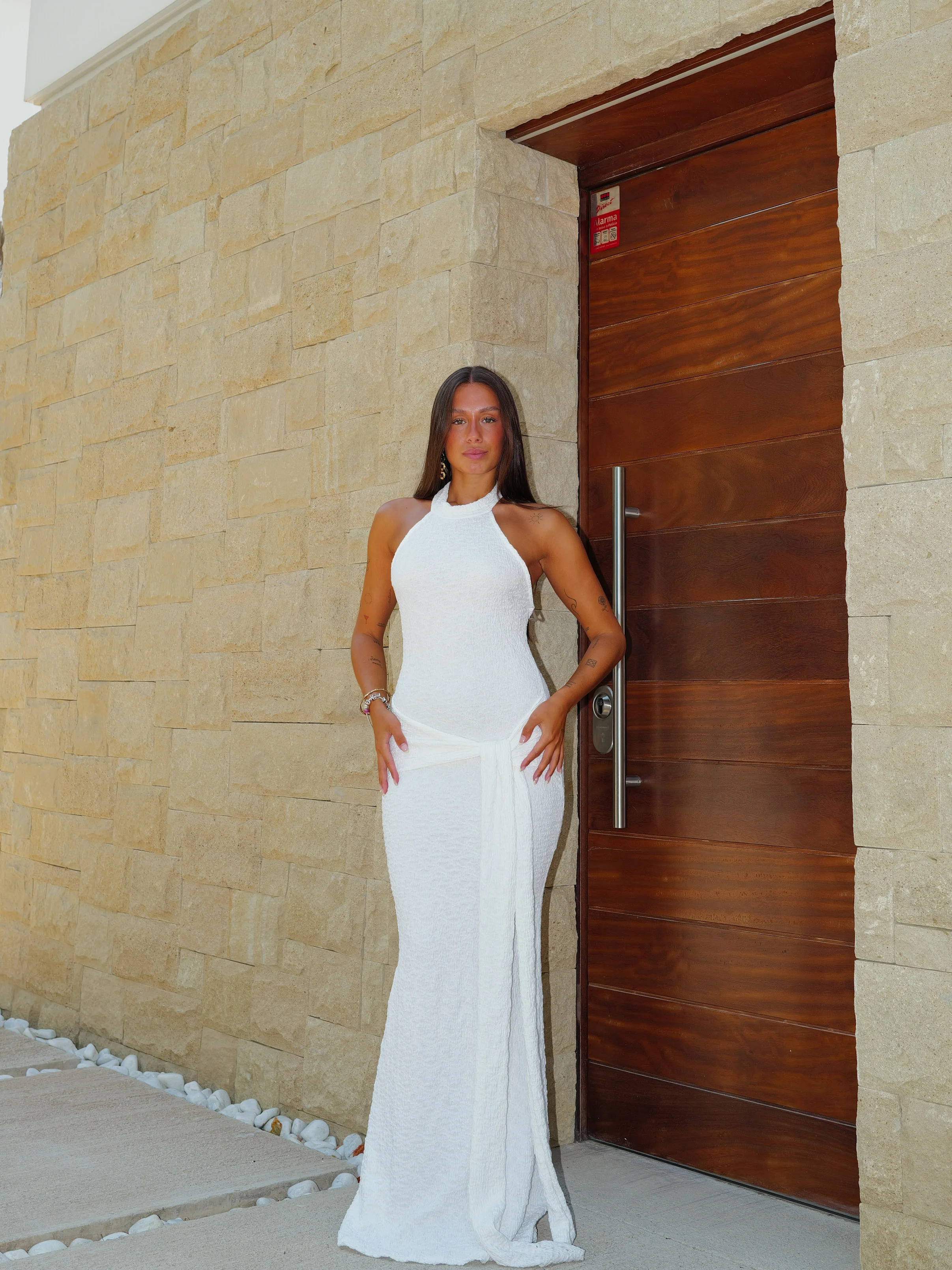Vestido halter textura nudo blanco - Image 2