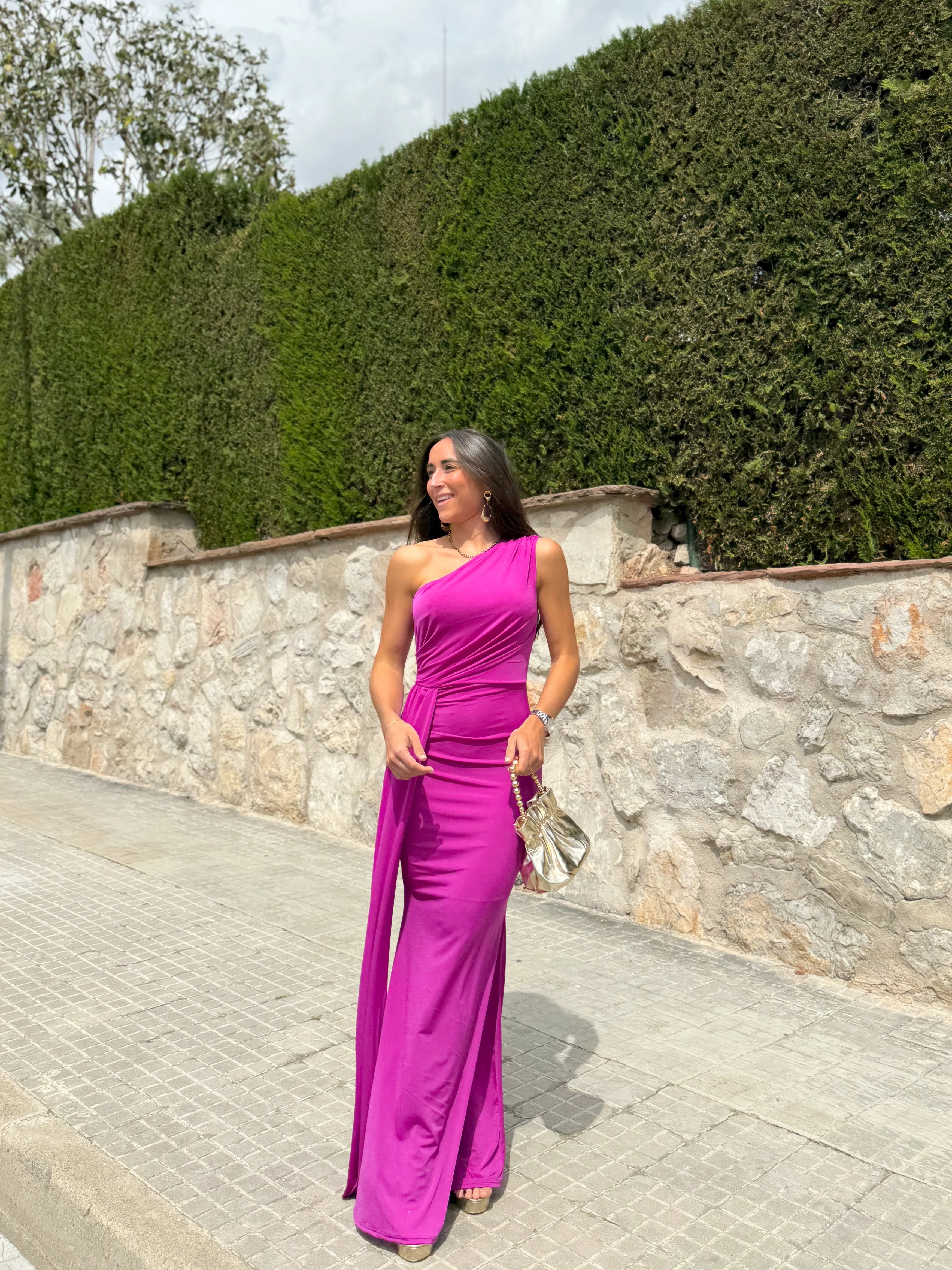 Vestido hombro cascada amarena - Image 10