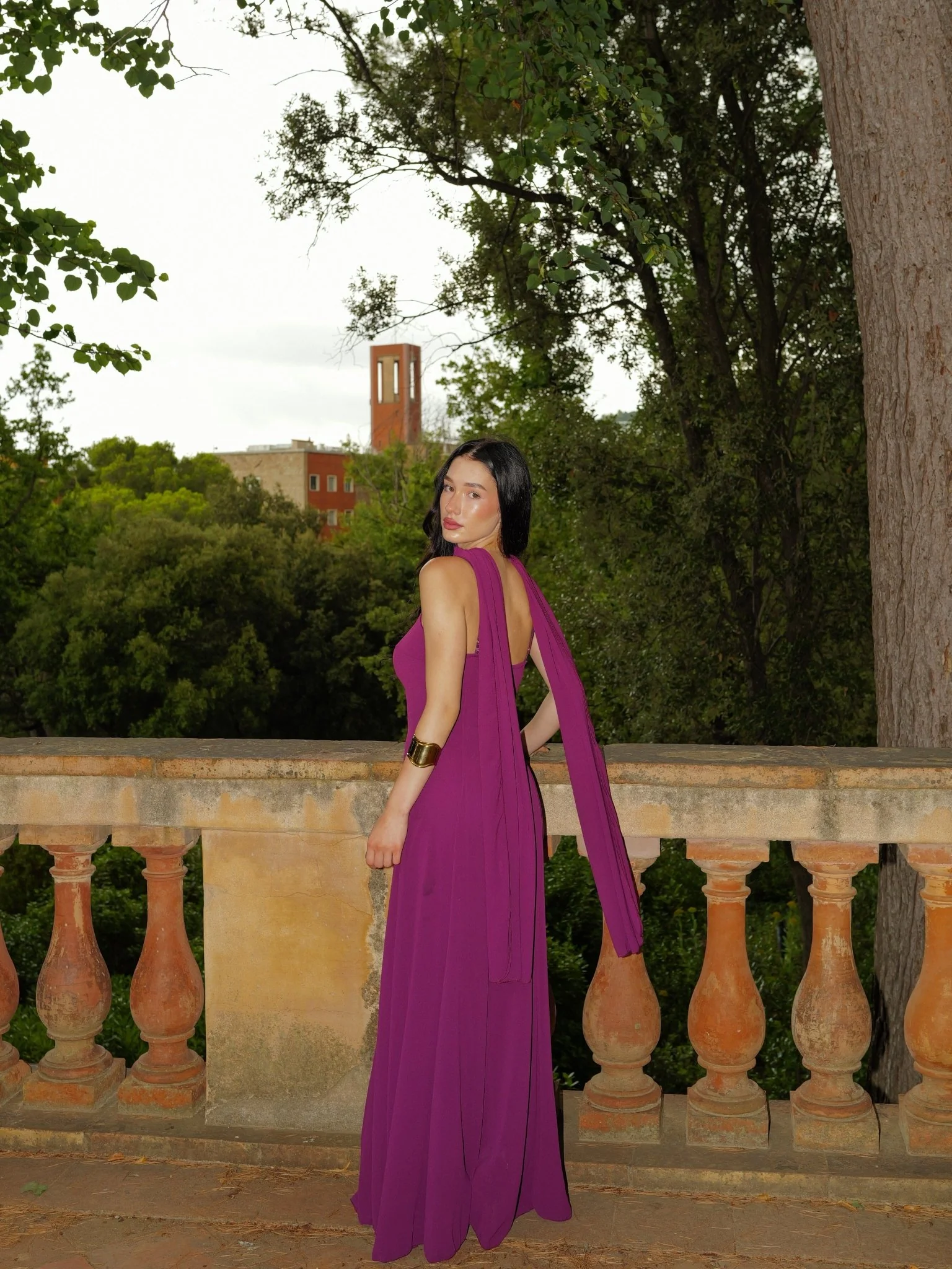 Vestido largo capa georgette berenjena