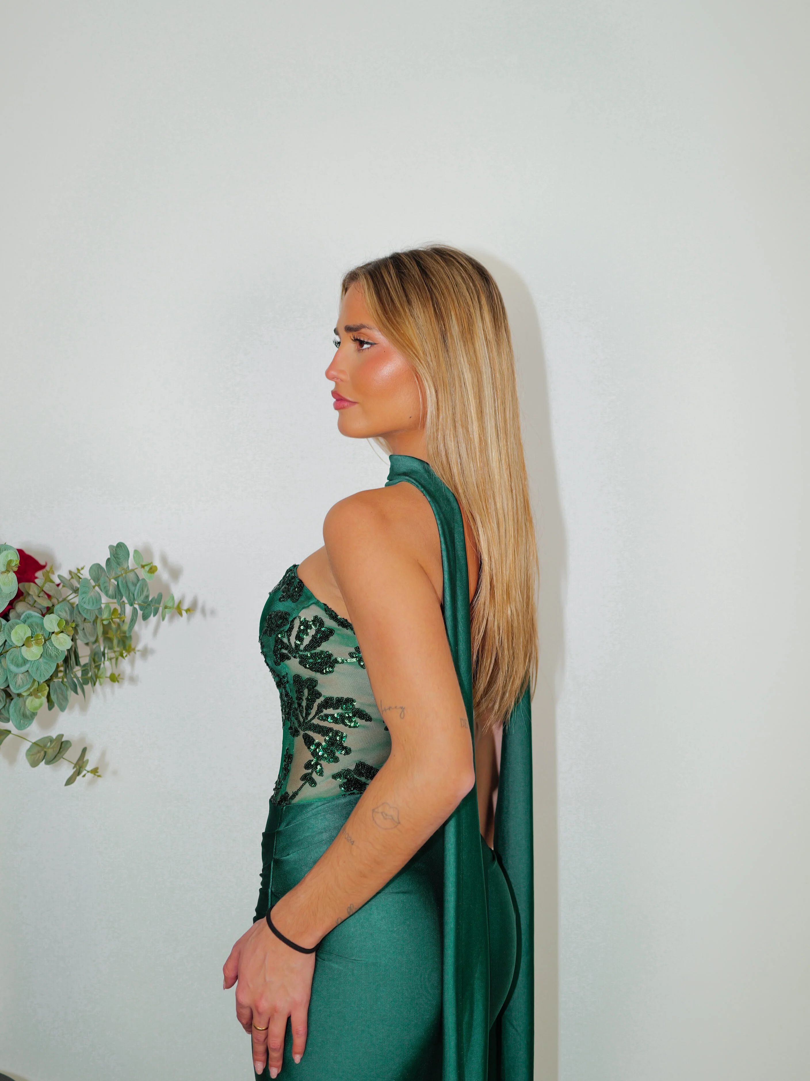 Vestido largo detalles choker palabra botella - Image 4