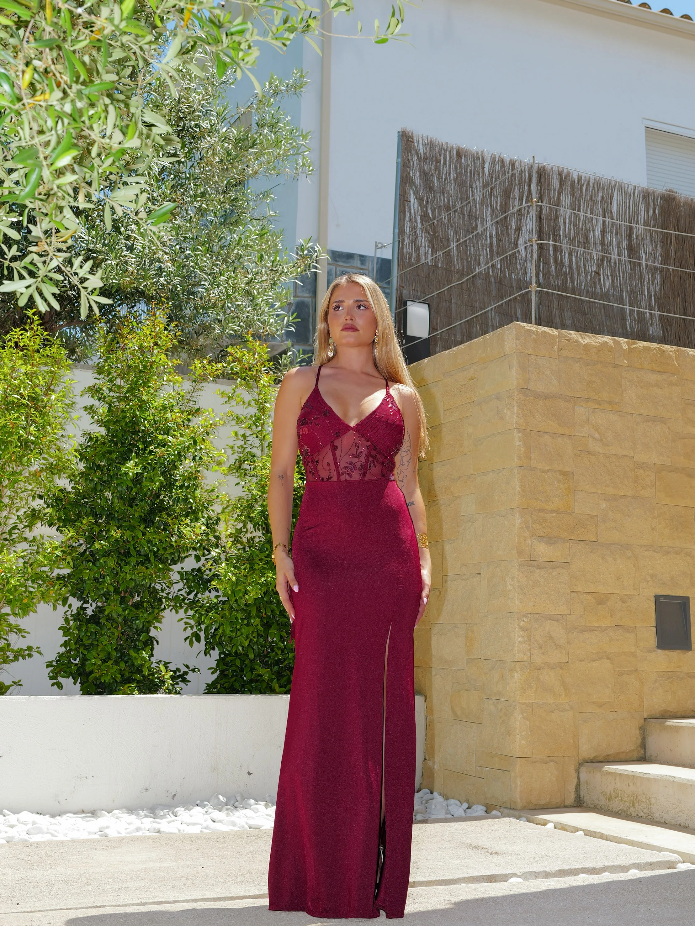 Vestido largo detalles corsé burdeos - Image 3
