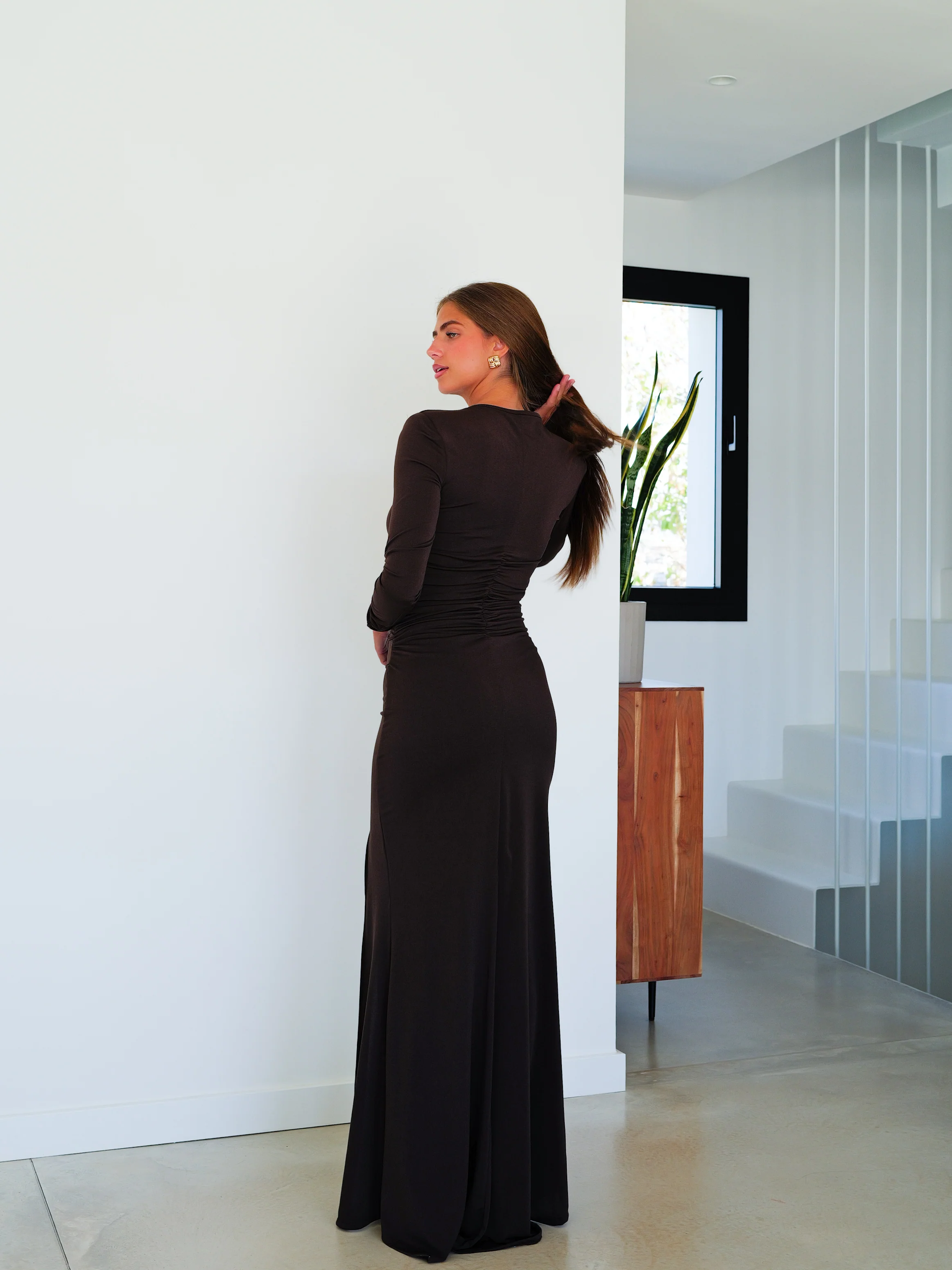 Vestido largo escote cuadrado chocolate - Image 6