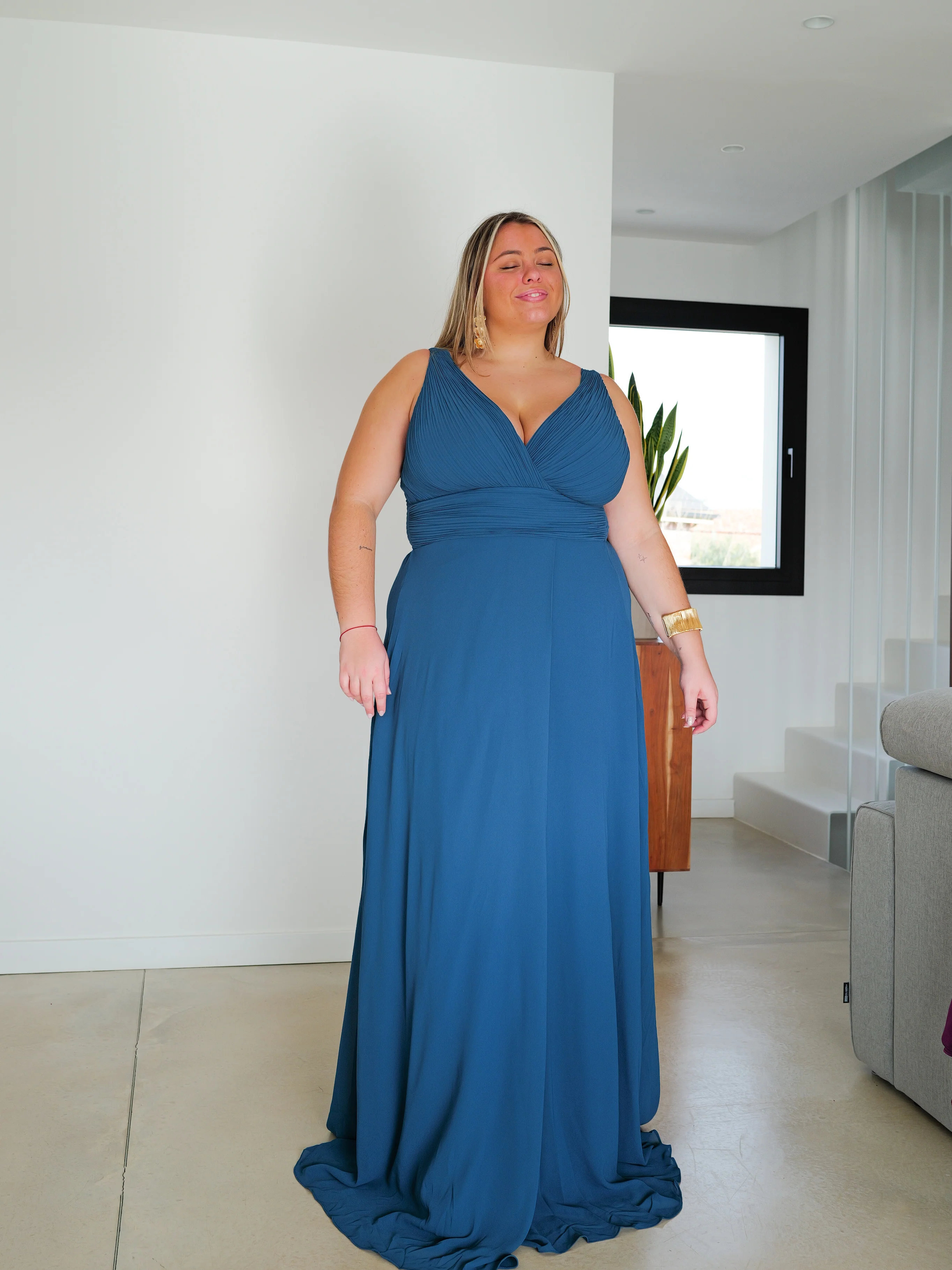 Vestido largo escote pico drapeado petróleo - Image 3