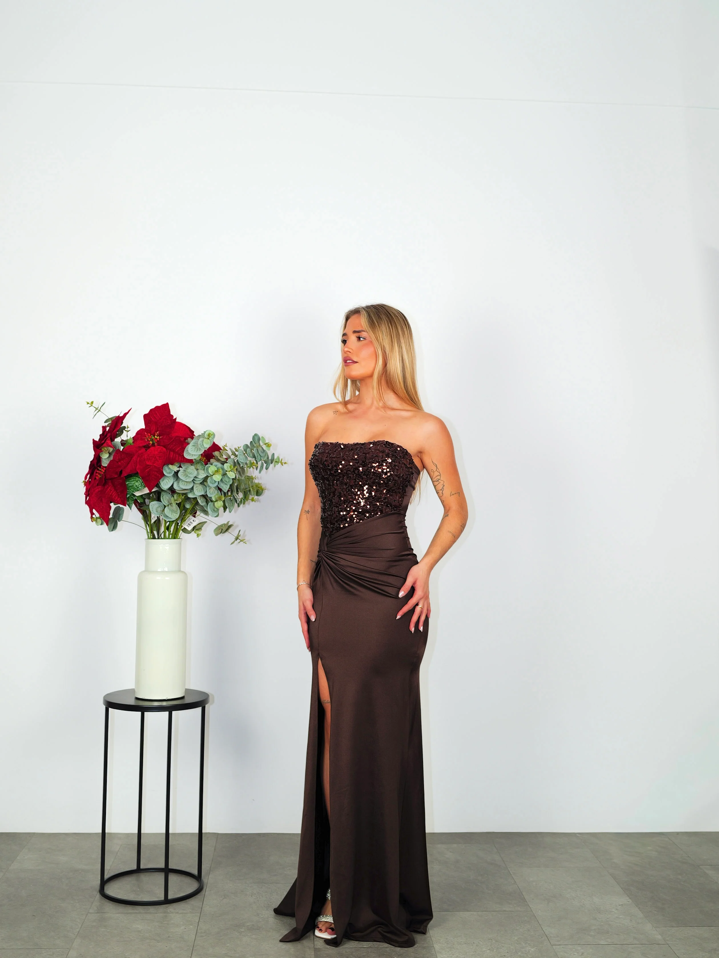 Vestido largo palabra corsé lentejuelas chocolate - Image 4