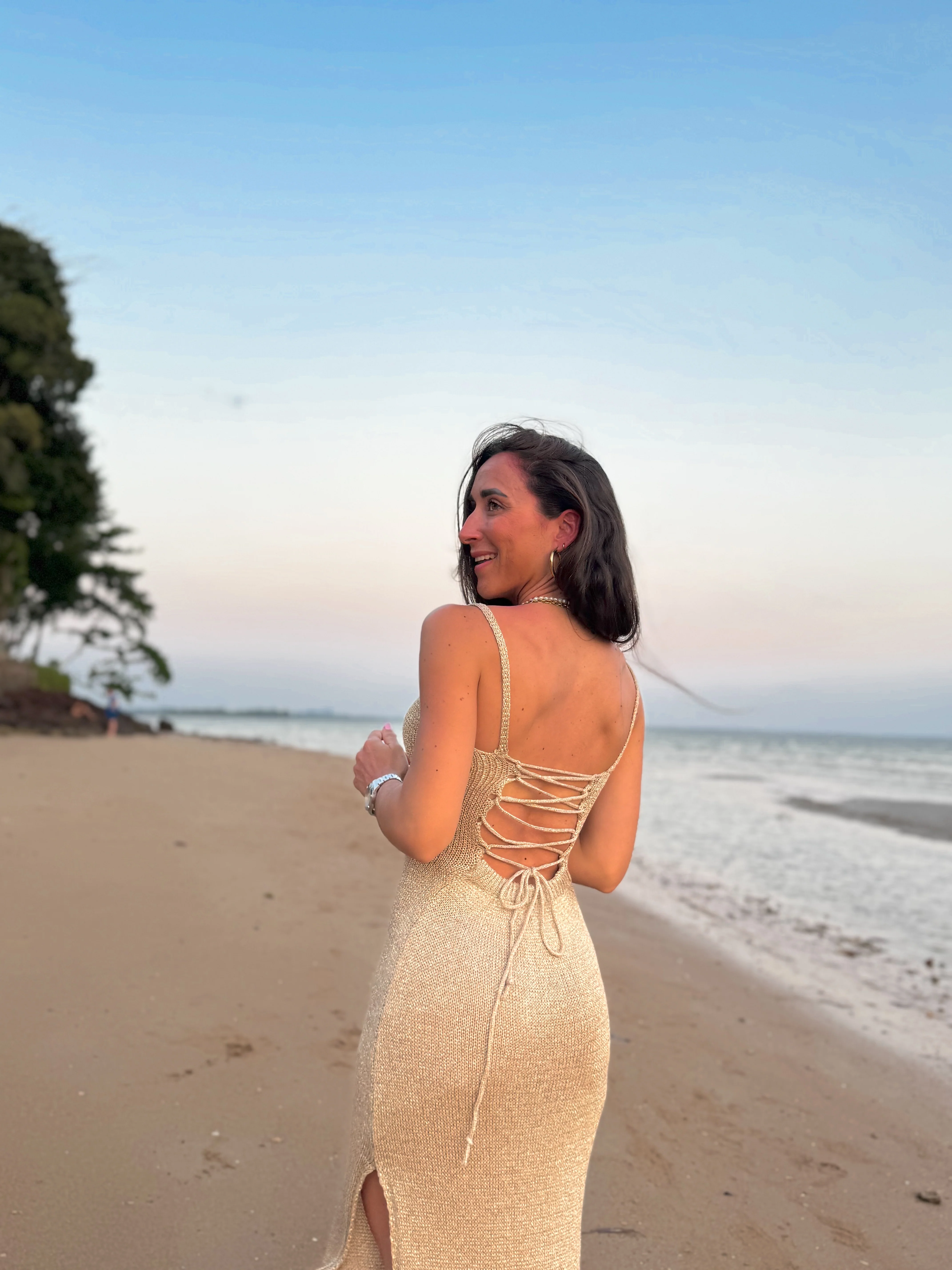 Vestido midi punto dorado - Image 8