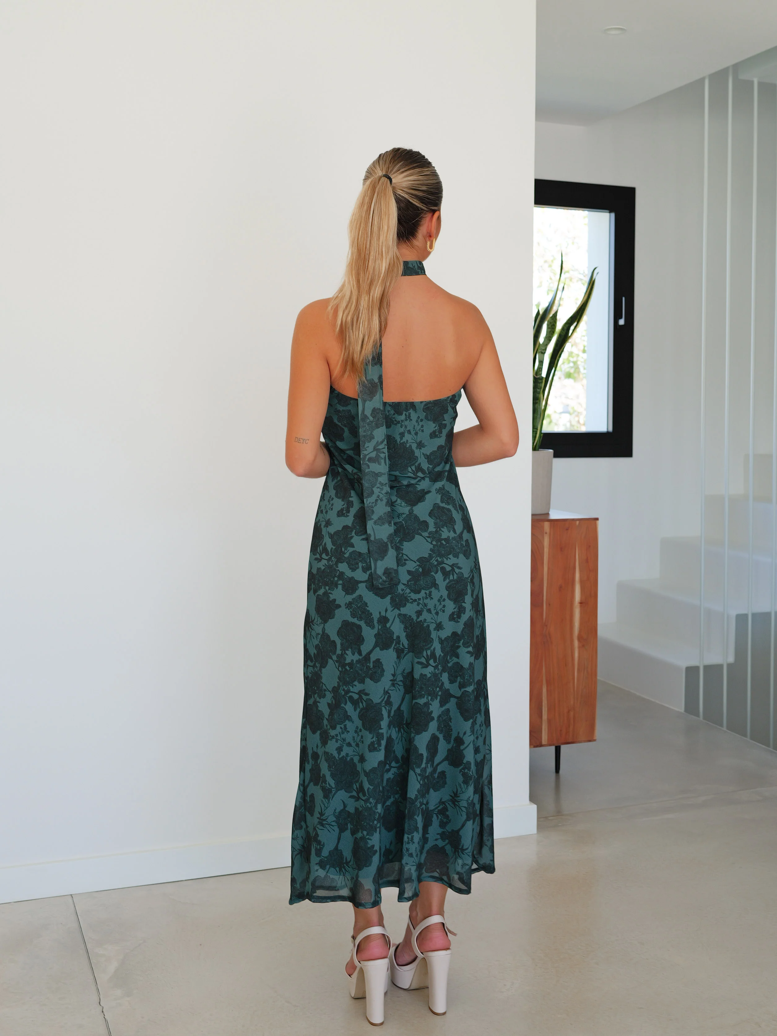 Vestido palabra choker estampado botella - Image 2