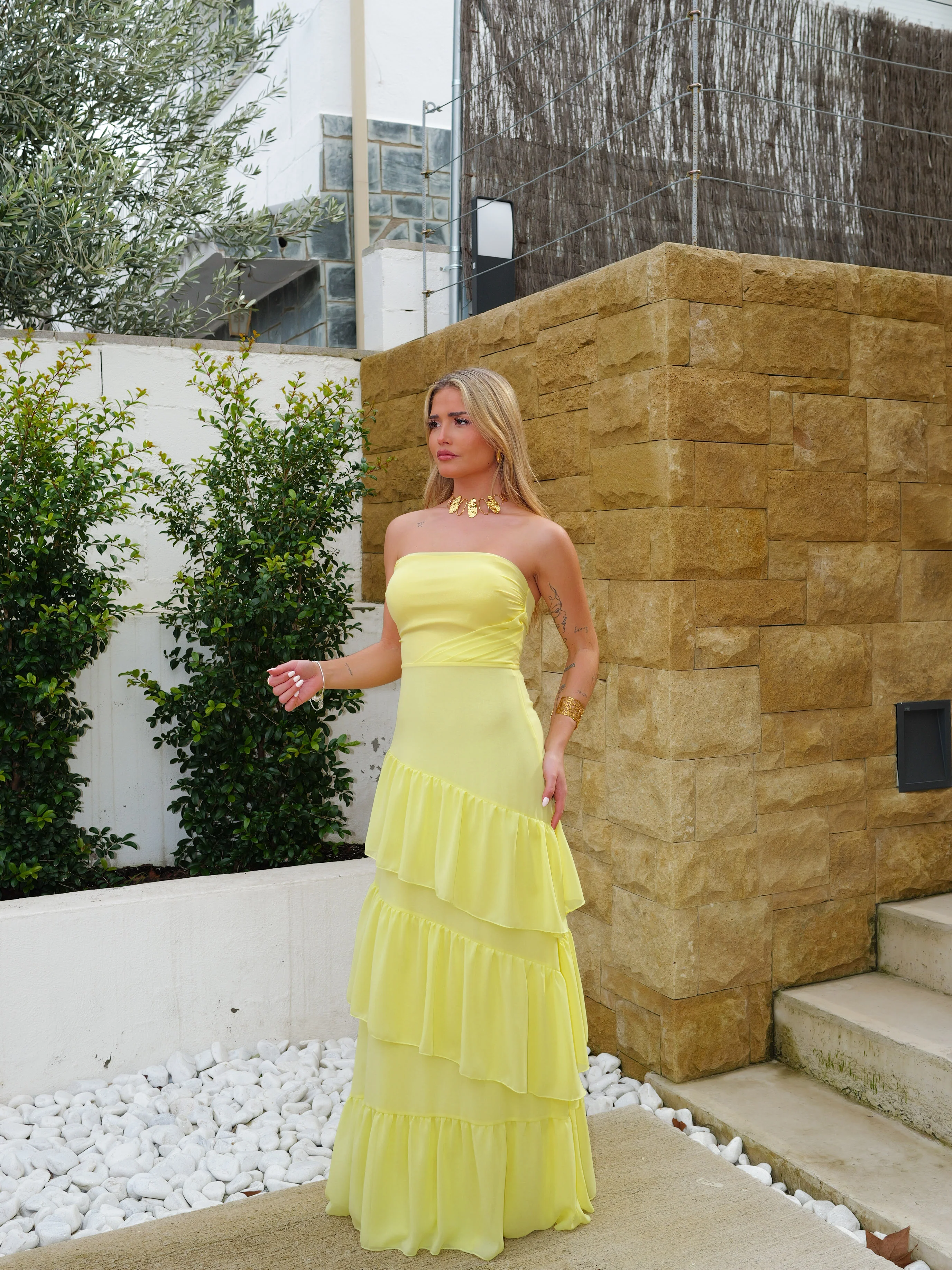 Vestido palabra volantes amarillo - Image 3