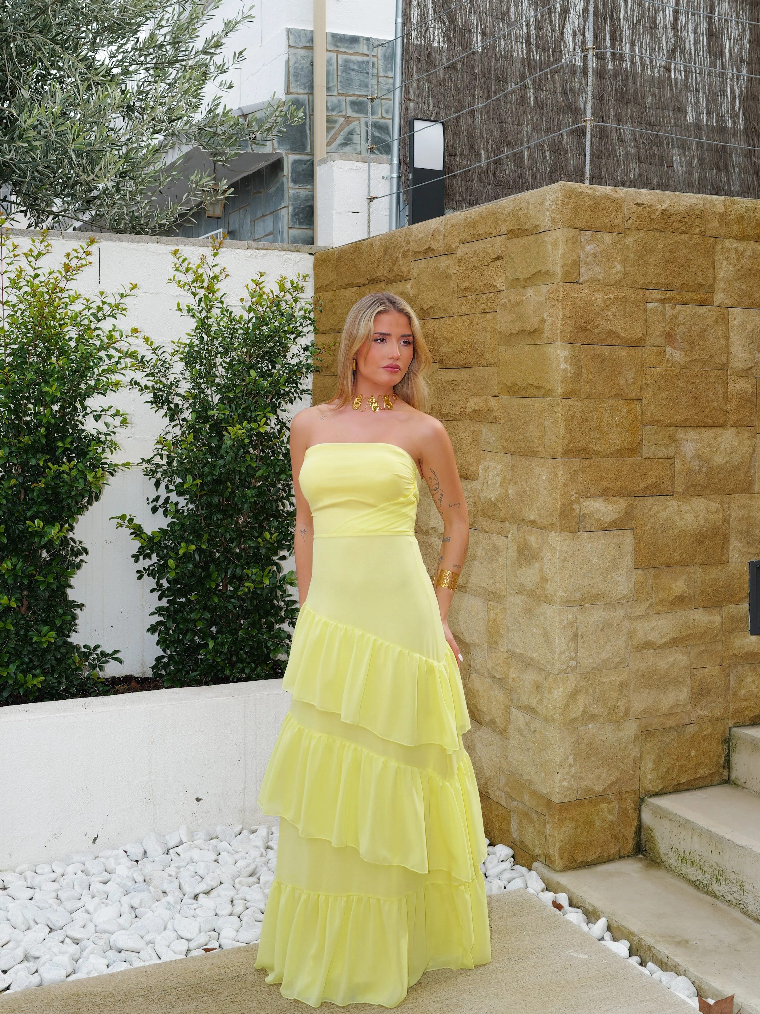 Vestido palabra volantes amarillo - Image 4