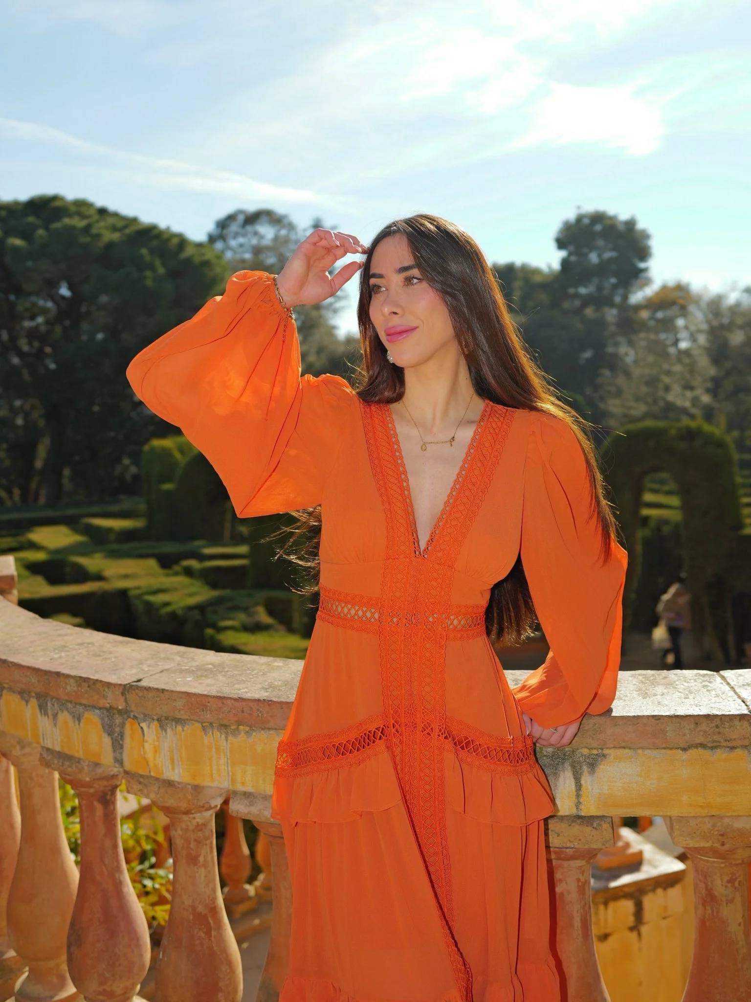 Vestido pico bordado naranja - Image 6
