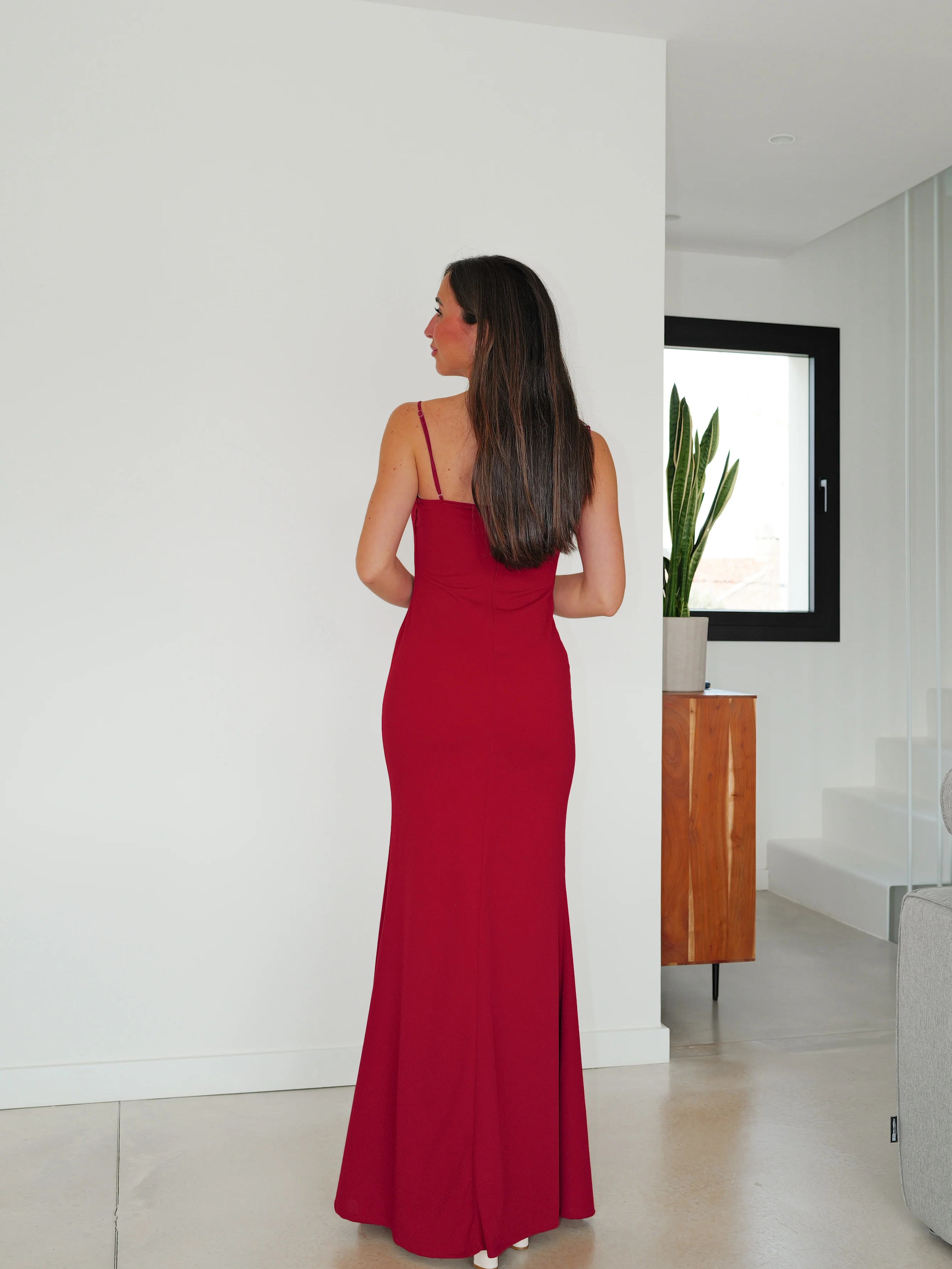 Vestido tirantes mangas gasa burdeos - Image 8