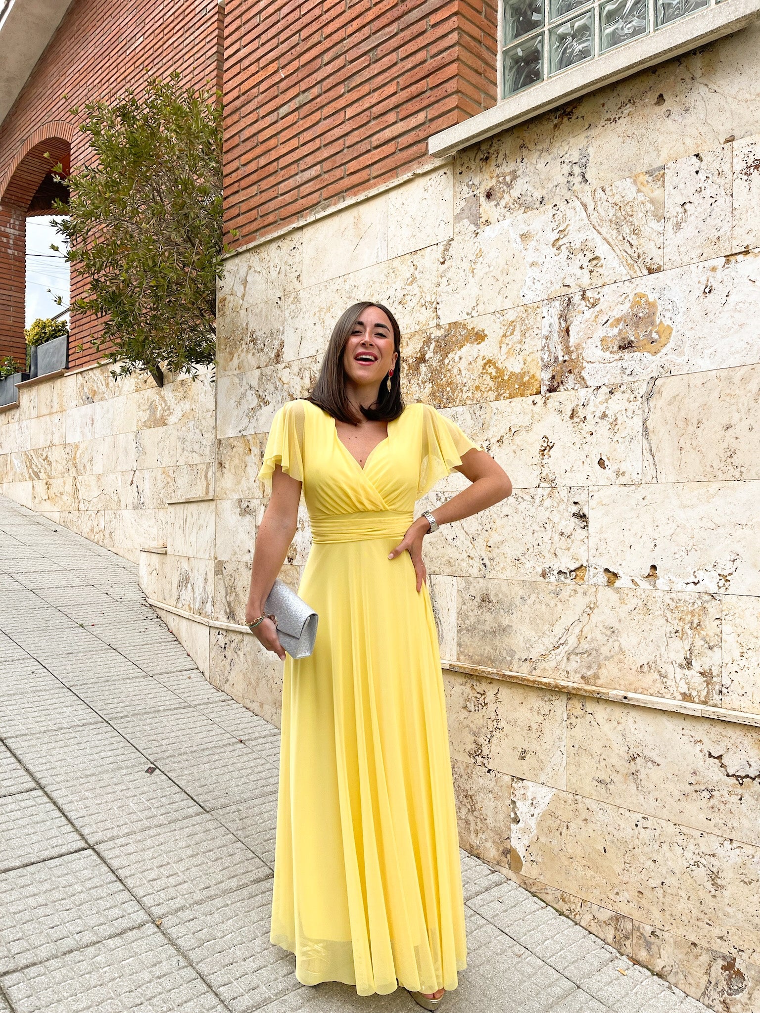 Vestido tulle manga amarillo - Image 8