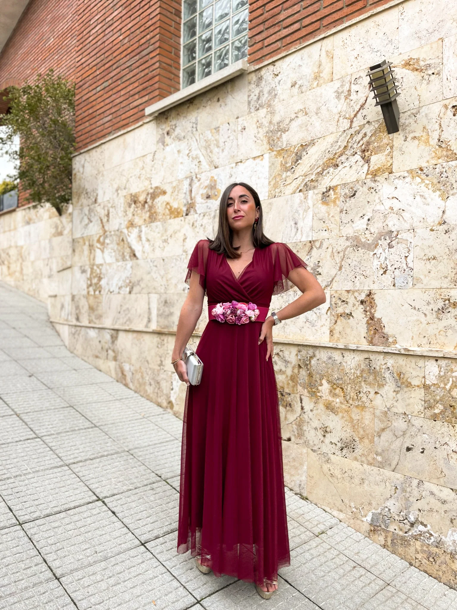 Vestido tulle manga vino - Image 10